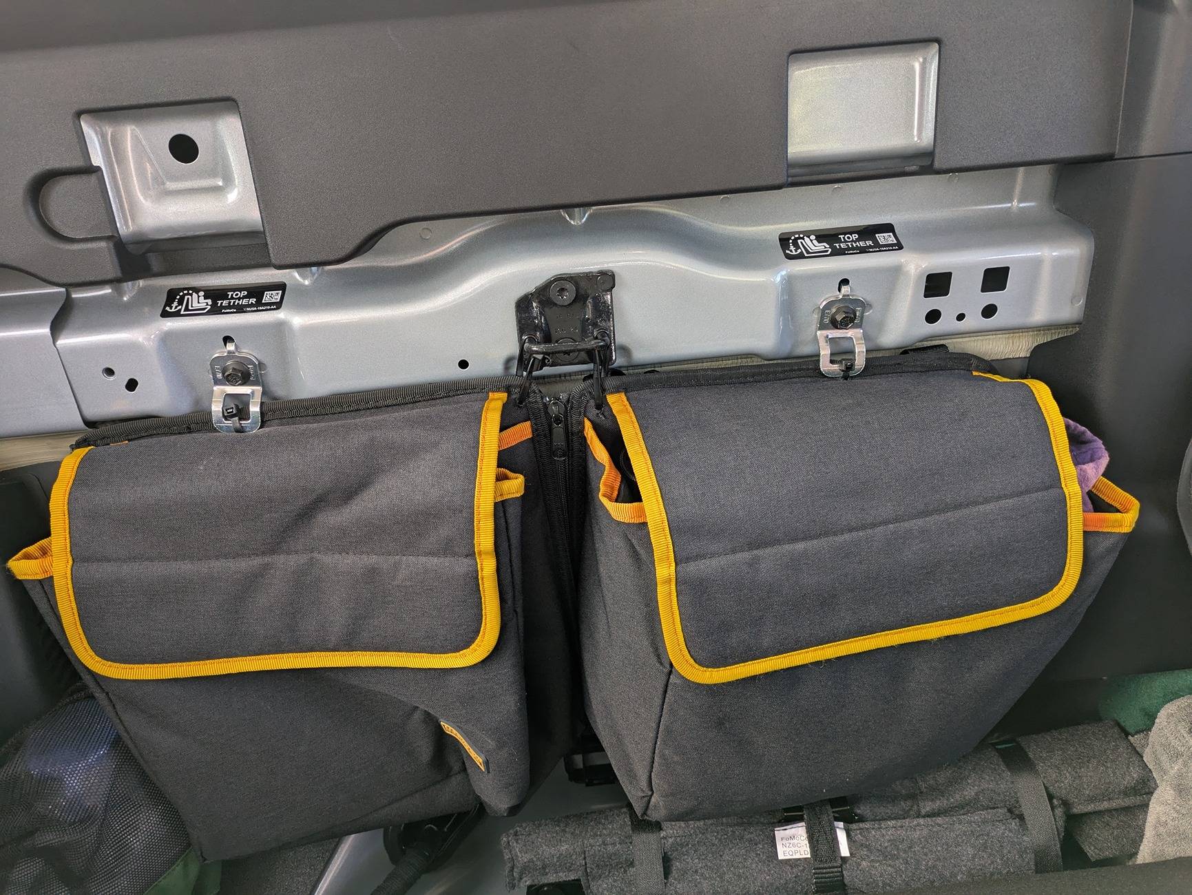 Ford Maverick Hate area behind rear seat hybrd PXL_20250103_210331978.MP