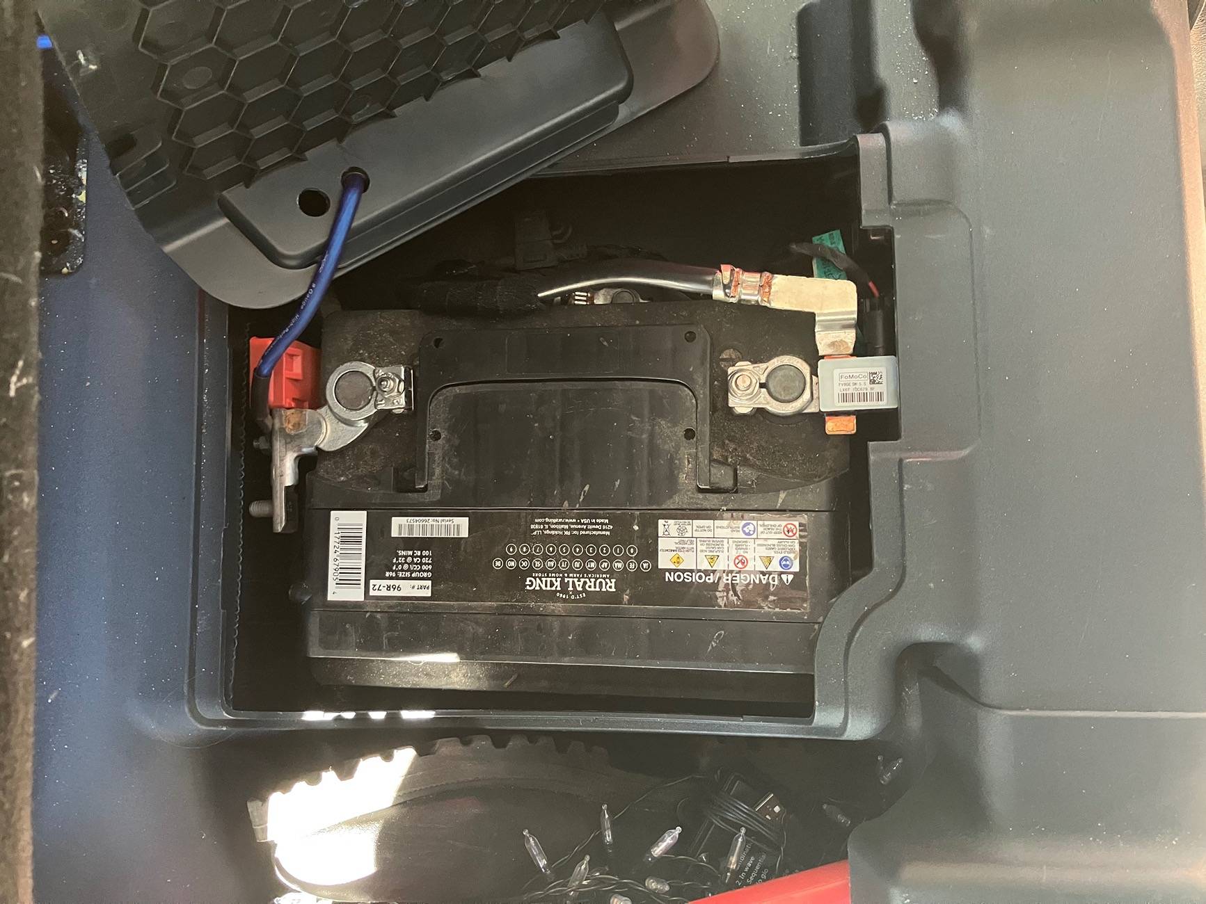 Ford Maverick Replacing the Hybrid's OEM 12v. Battery IMG_2711