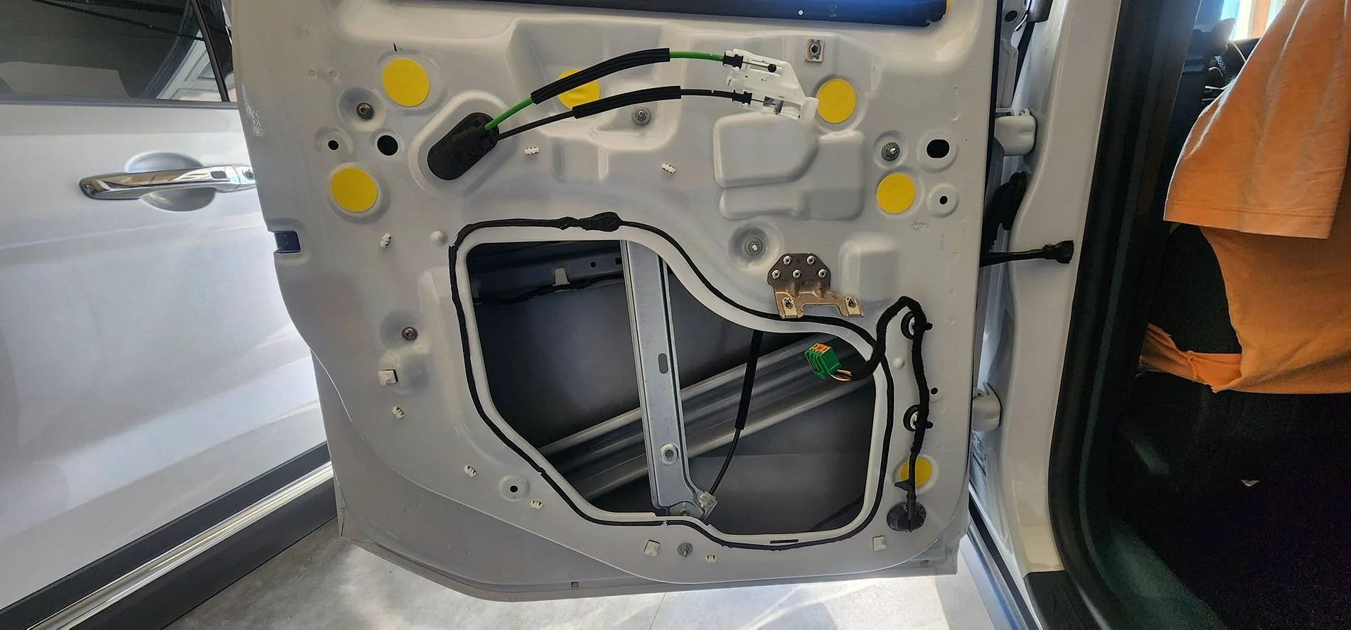 Ford Maverick Simple B&O upgrade and sub solution. 20241207_115628