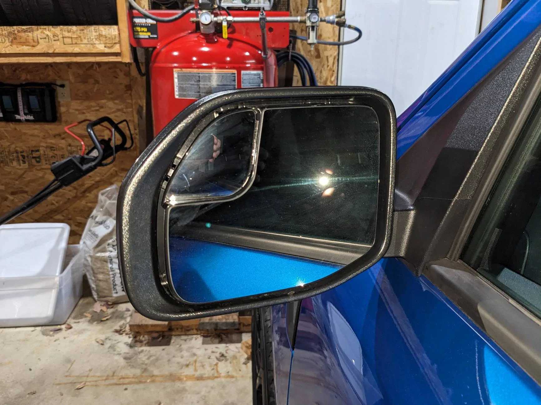 Ford Maverick Using Blind Spot Mirrors w/ BLIS? PXL_20250106_130228558