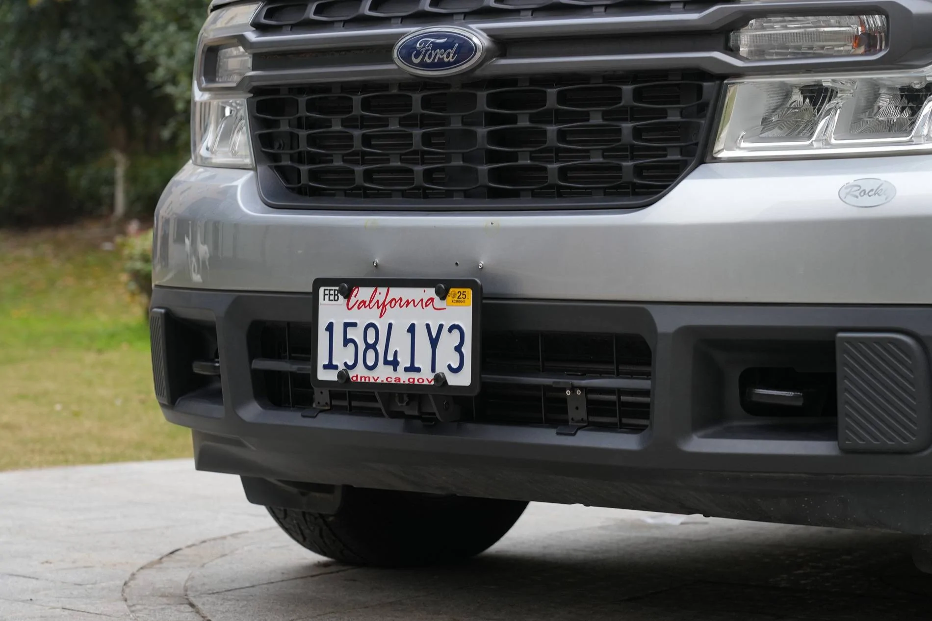 Ford Maverick Mabett | Upgrade Your Maverick with Our No-Drill Front License Plate Frame Bracket DSC02576