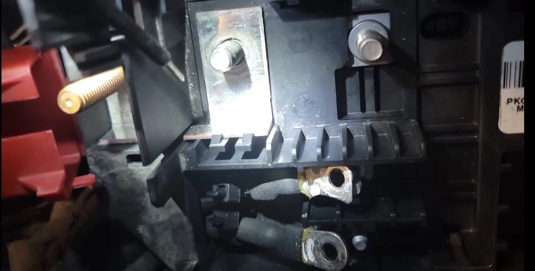 Ford Maverick Tapping Power Under the Hood High Current BJB-4 - FordBossM
