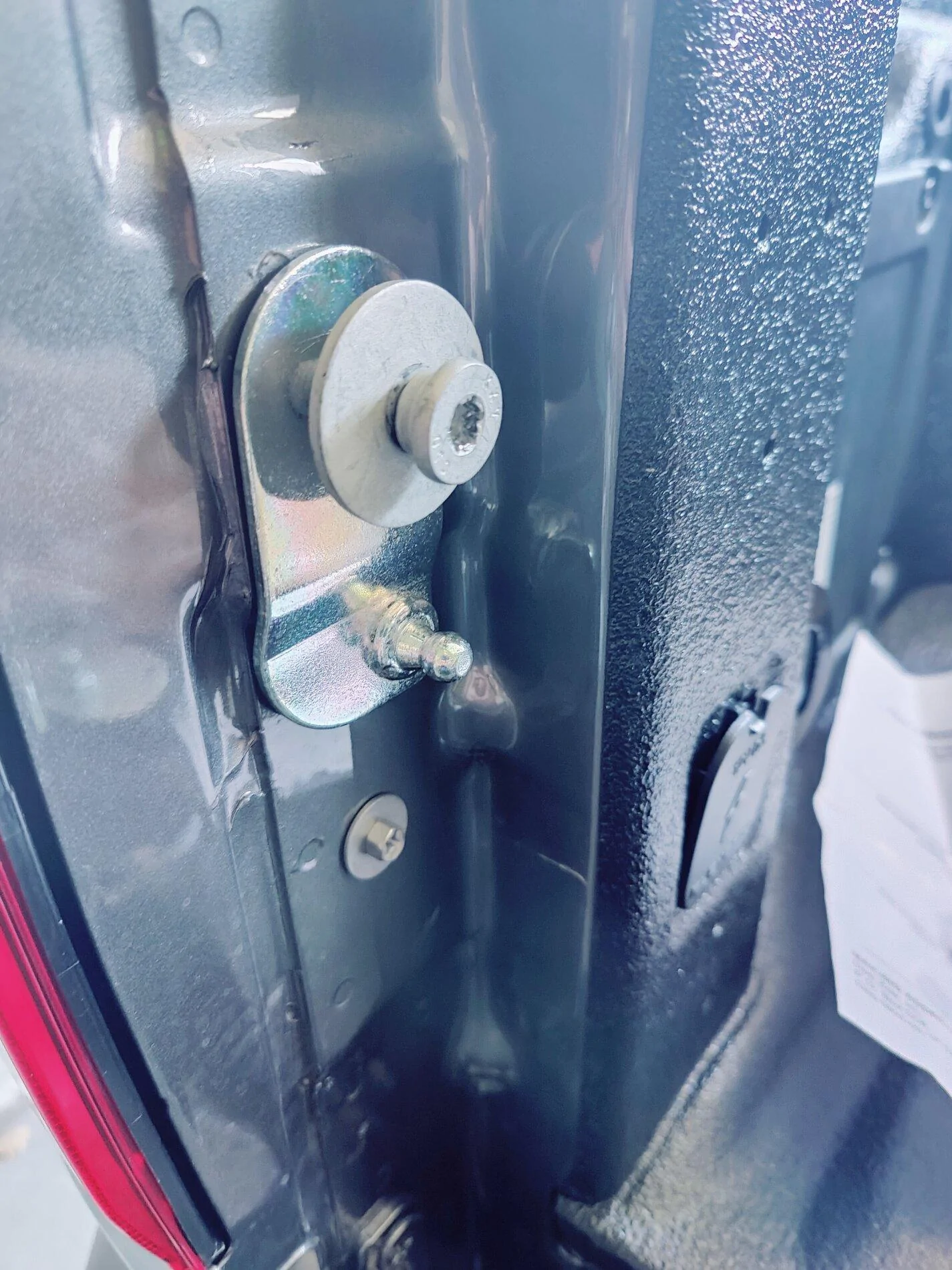 Ford Maverick Tailgate Assist - installed notes, pics, video IMG_20211126_110656