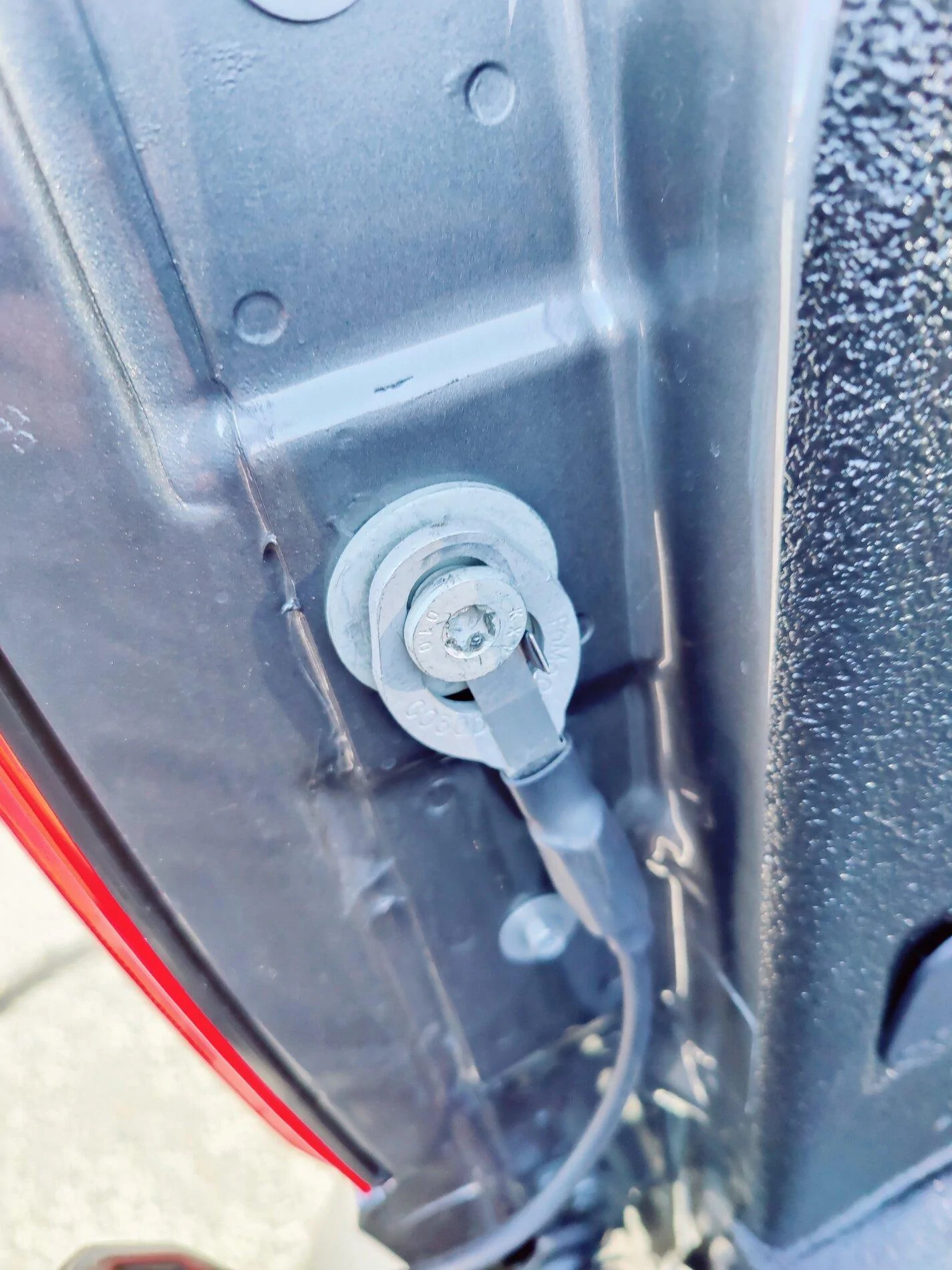 Ford Maverick Tailgate Assist - installed notes, pics, video IMG_20211126_102116