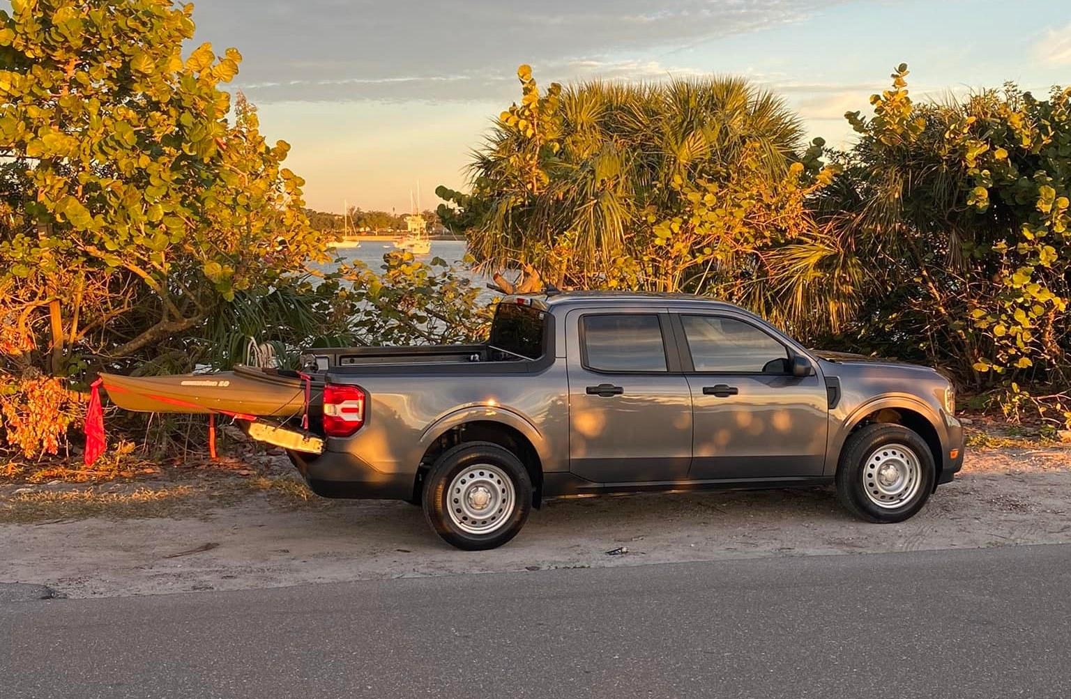 Ford Maverick What's your Maverick hauling in the bed? [Photos Edition] Kayak in Maverick truck bed 1