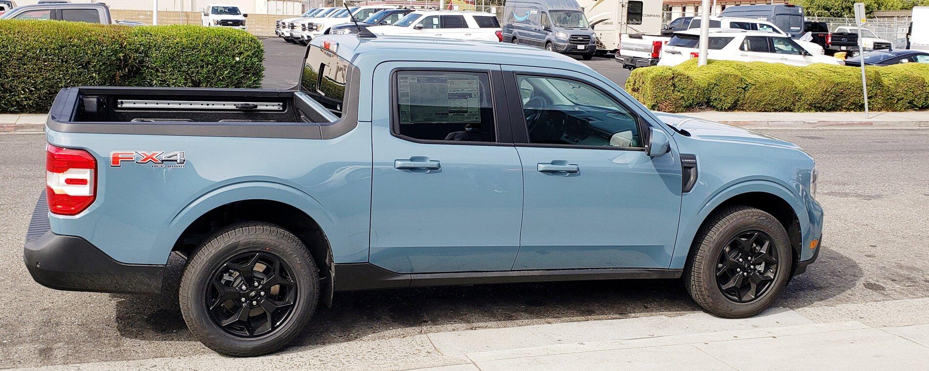 Ford Maverick Black FX4 17" rims - trade or sell 20211014_155011