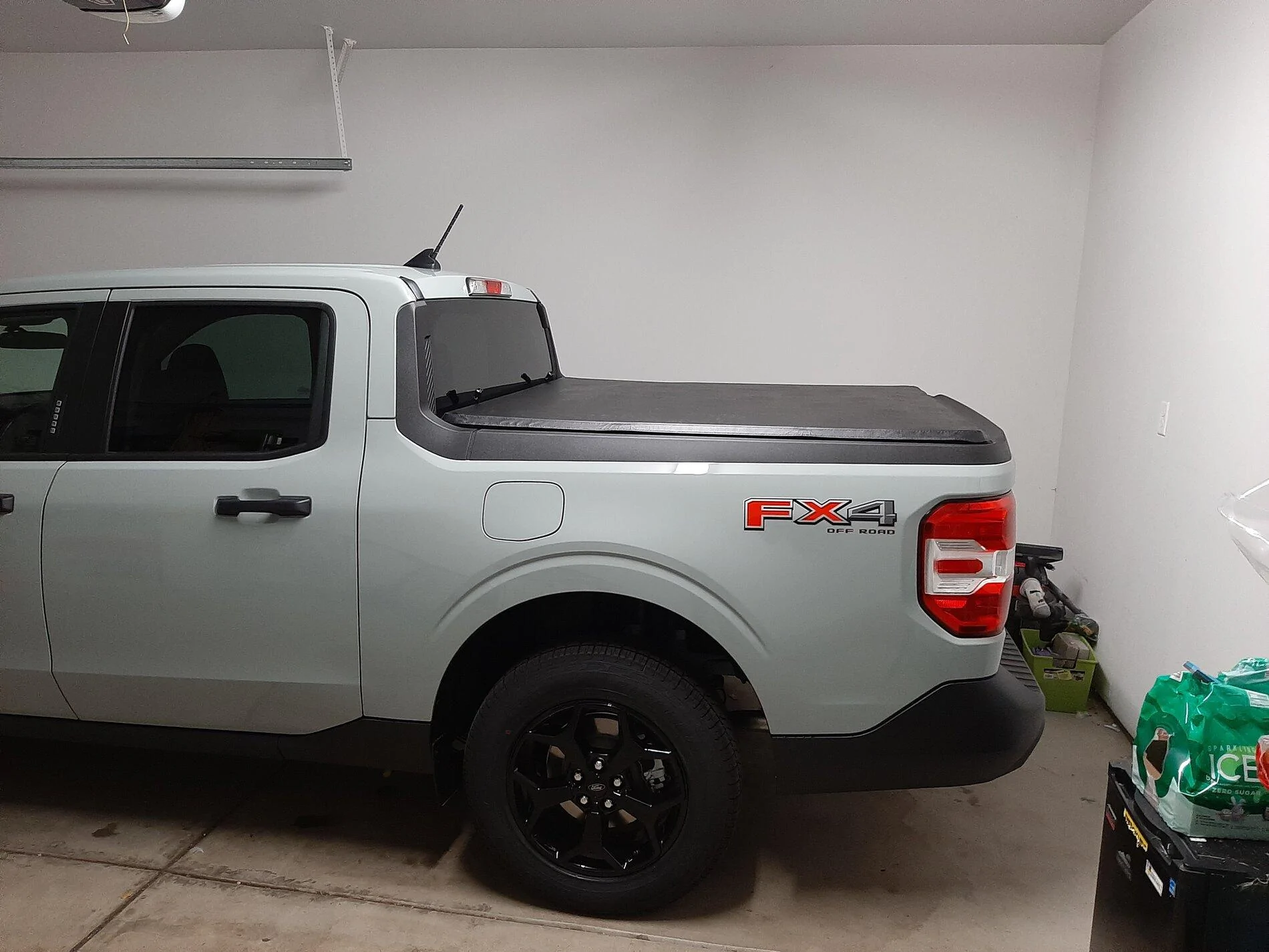 Ford Maverick Gator SFX Tonneau Cover installed. Exchanging for TruXedo Pro X15 20211121_205740