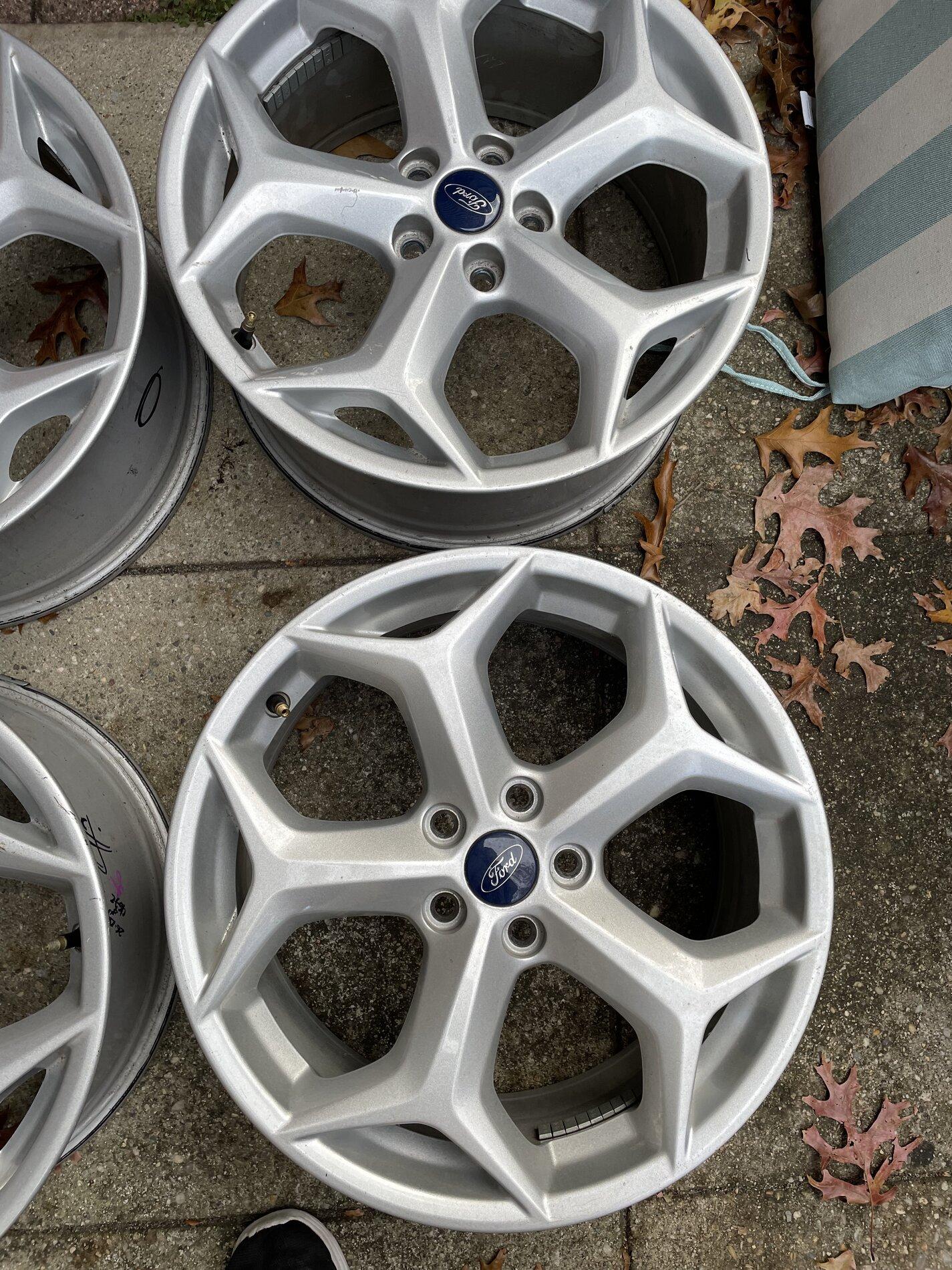 Ford Maverick FT/FS: 18” Focus ST Snowflakes 97A19415-D80B-4E59-AF18-DC7054A0955F