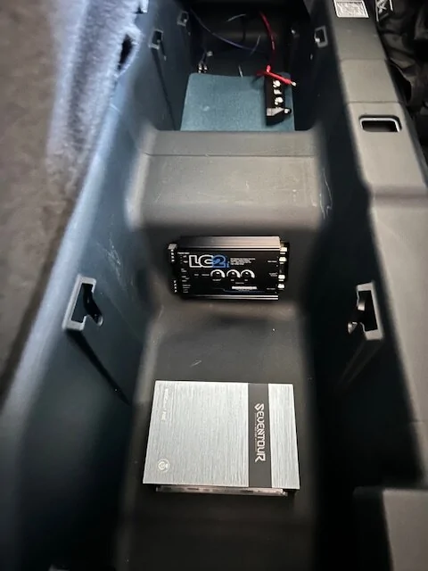 Ford Maverick B&O Full upgrade - what harness to use? IMG_2331