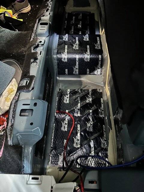 Ford Maverick B&O Full upgrade - what harness to use? IMG_2336