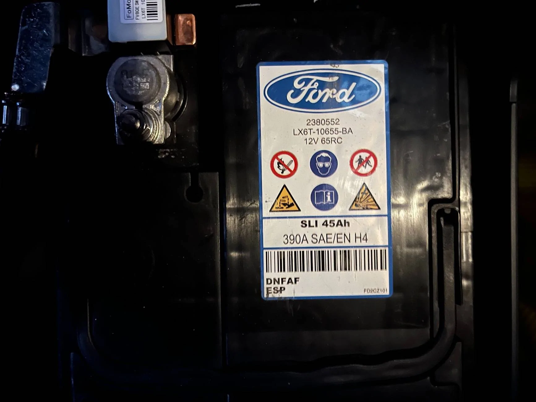 Ford Maverick Hybrid +12V Battery Replacement IMG_4818