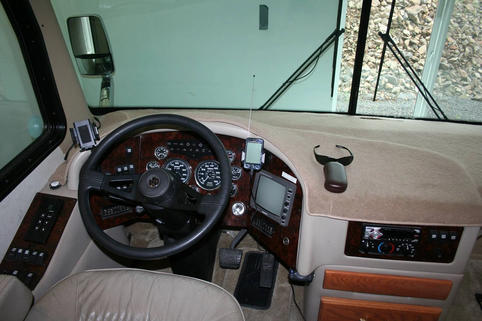 Ford Maverick Dash Cover - Dash Designs is Now Offering them for 2025 Mavericks 1738254867141-8o