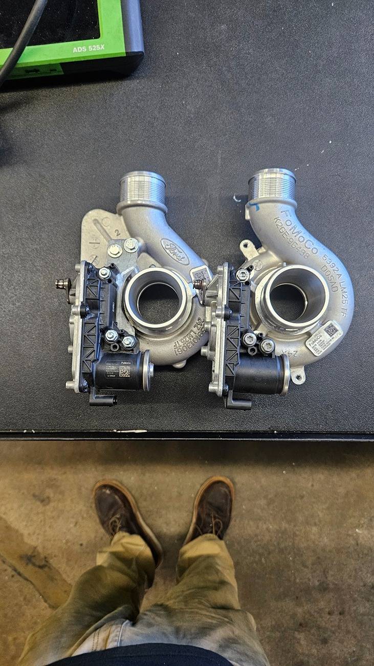 Ford Maverick Original engine is toast... time for a 2.3 engine swap 20250128_152436