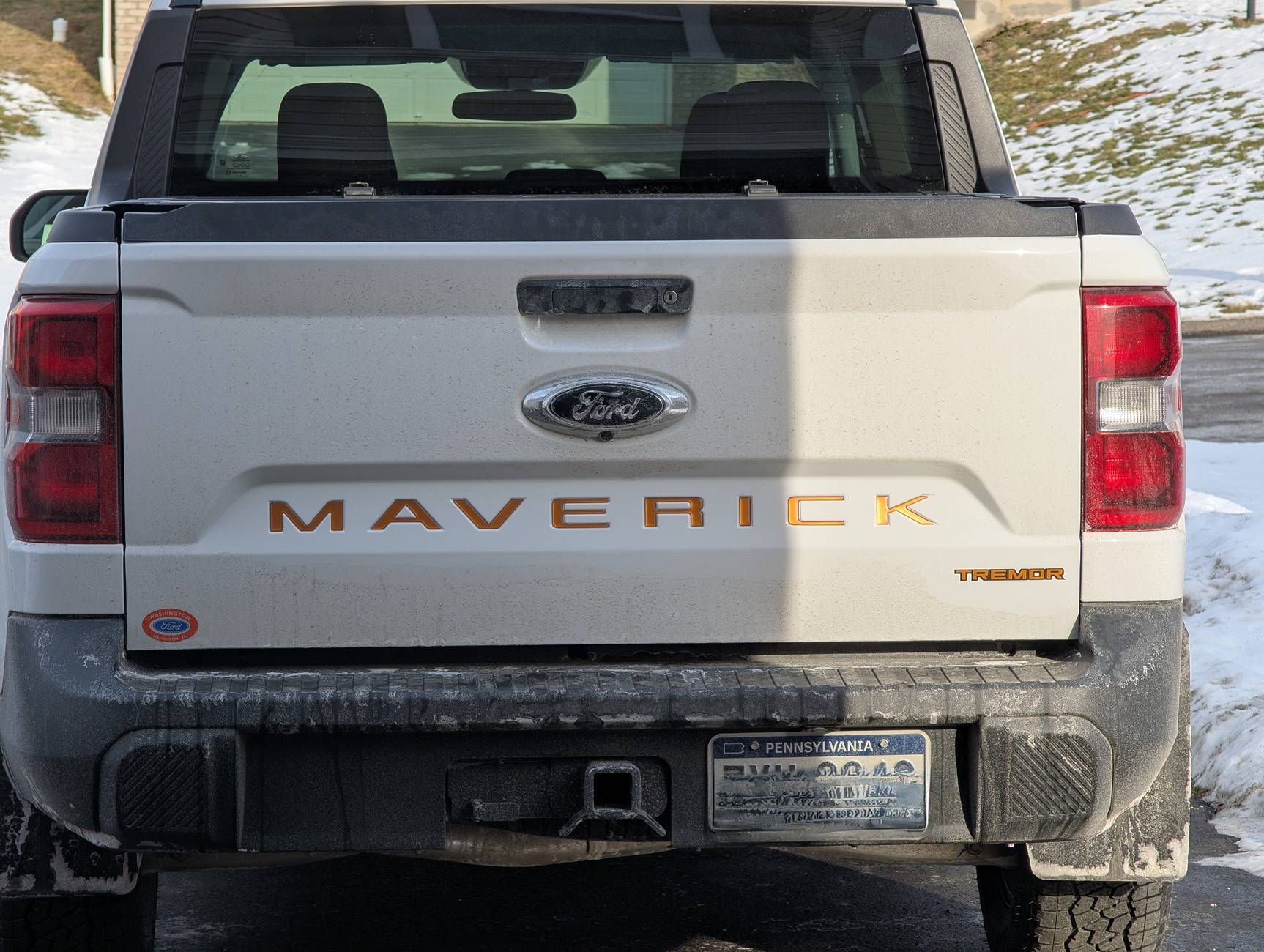Ford Maverick Anyone with a white Tremor and the Tremor orange tailgate letters? 1000005906