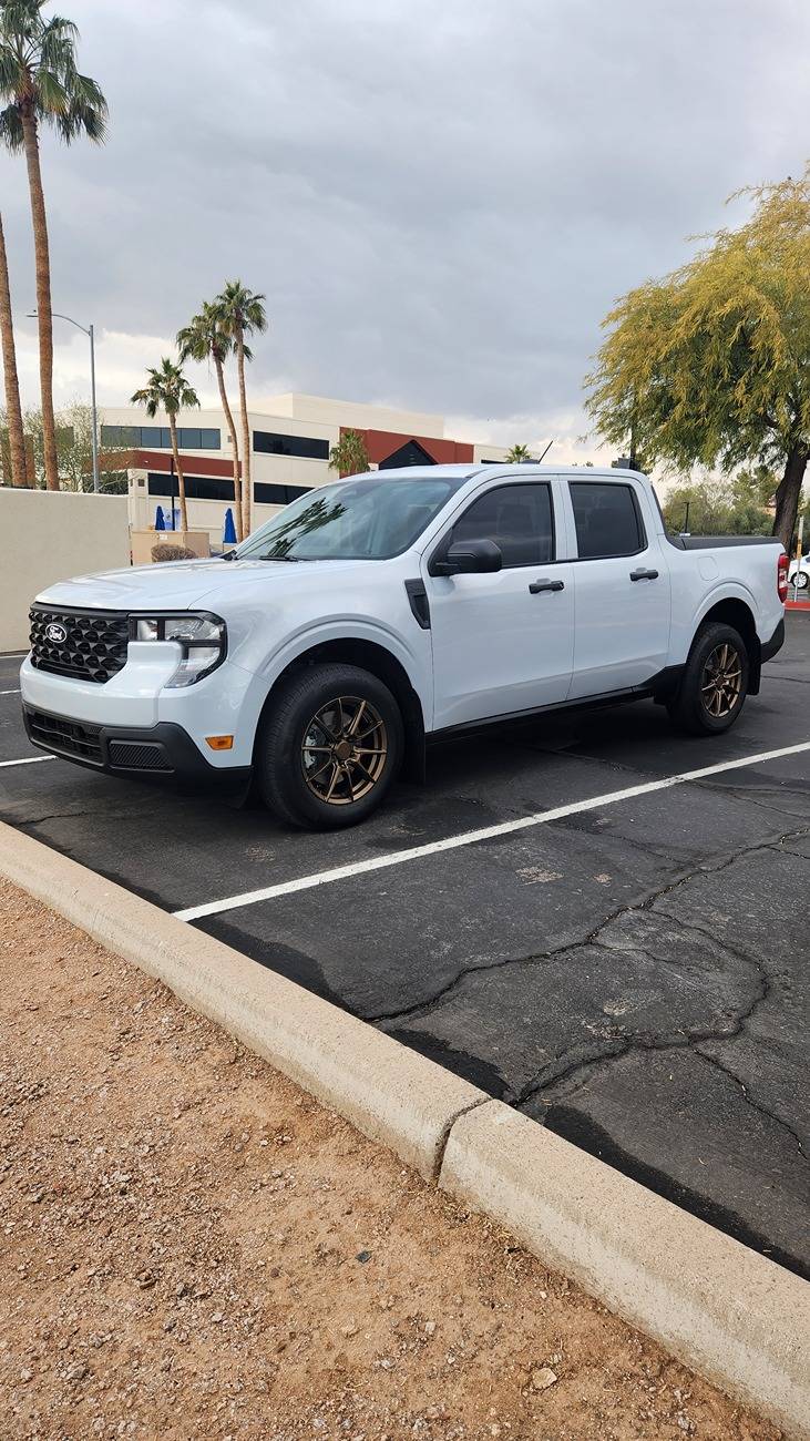 Ford Maverick SPACE WHITE Maverick Photos Thread 1000010776