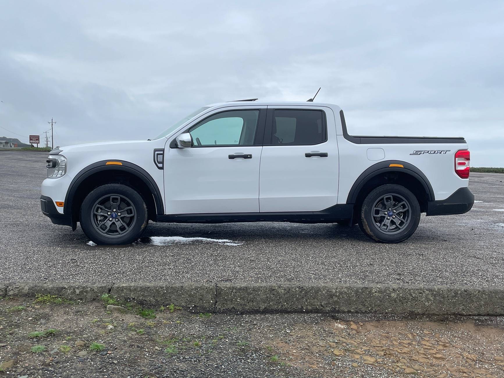 Ford Maverick Fender Flares installed on 2025 Maverick Space White IMG_2599