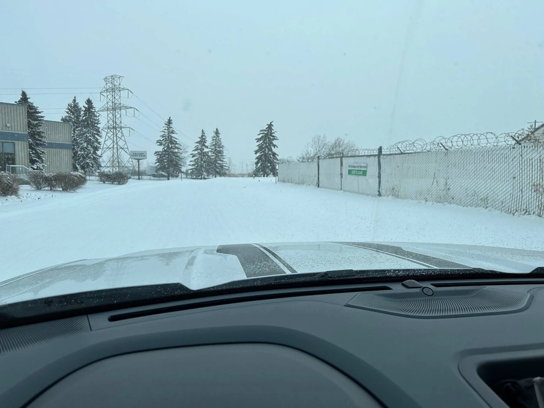 Ford Maverick Snow = I'm impressed (2025 Maverick Lariat Hybrid on stock 19" Goodyear Wrangler HT) IMG_4791