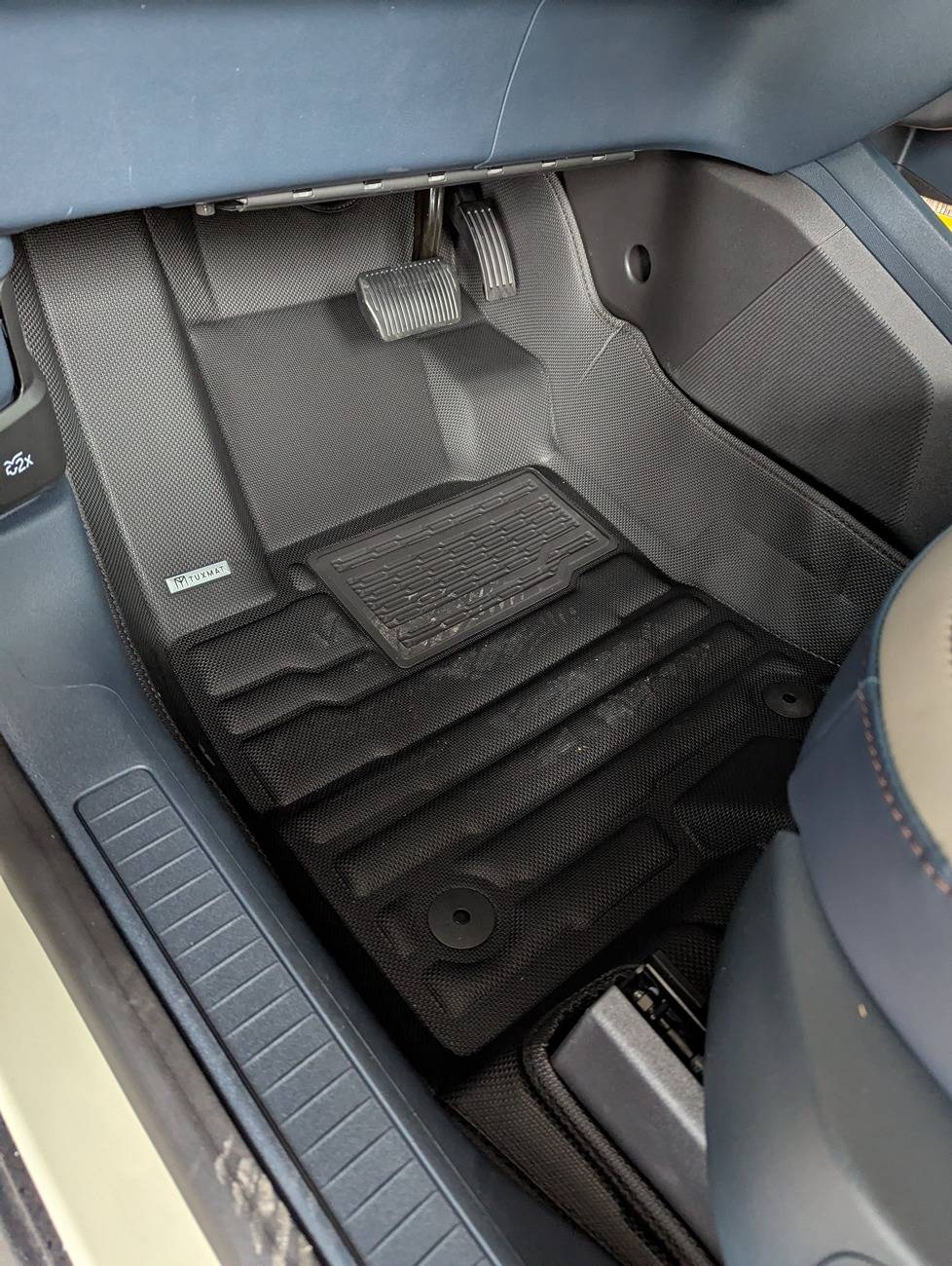 Ford Maverick Recommended floor mats? 1000021164