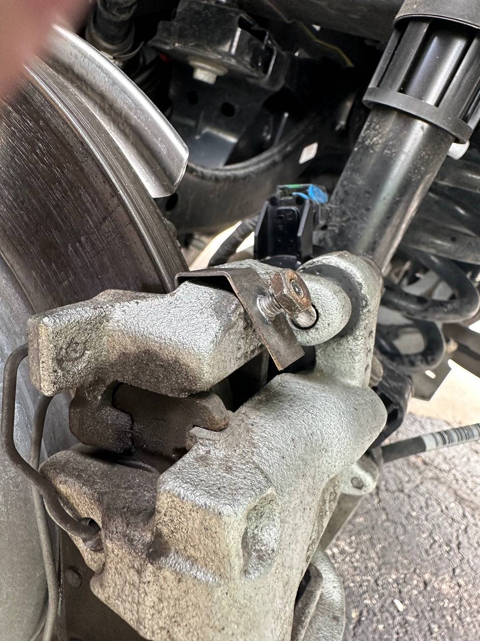 Ford Maverick MGP Caliper Covers installed IMG_5601
