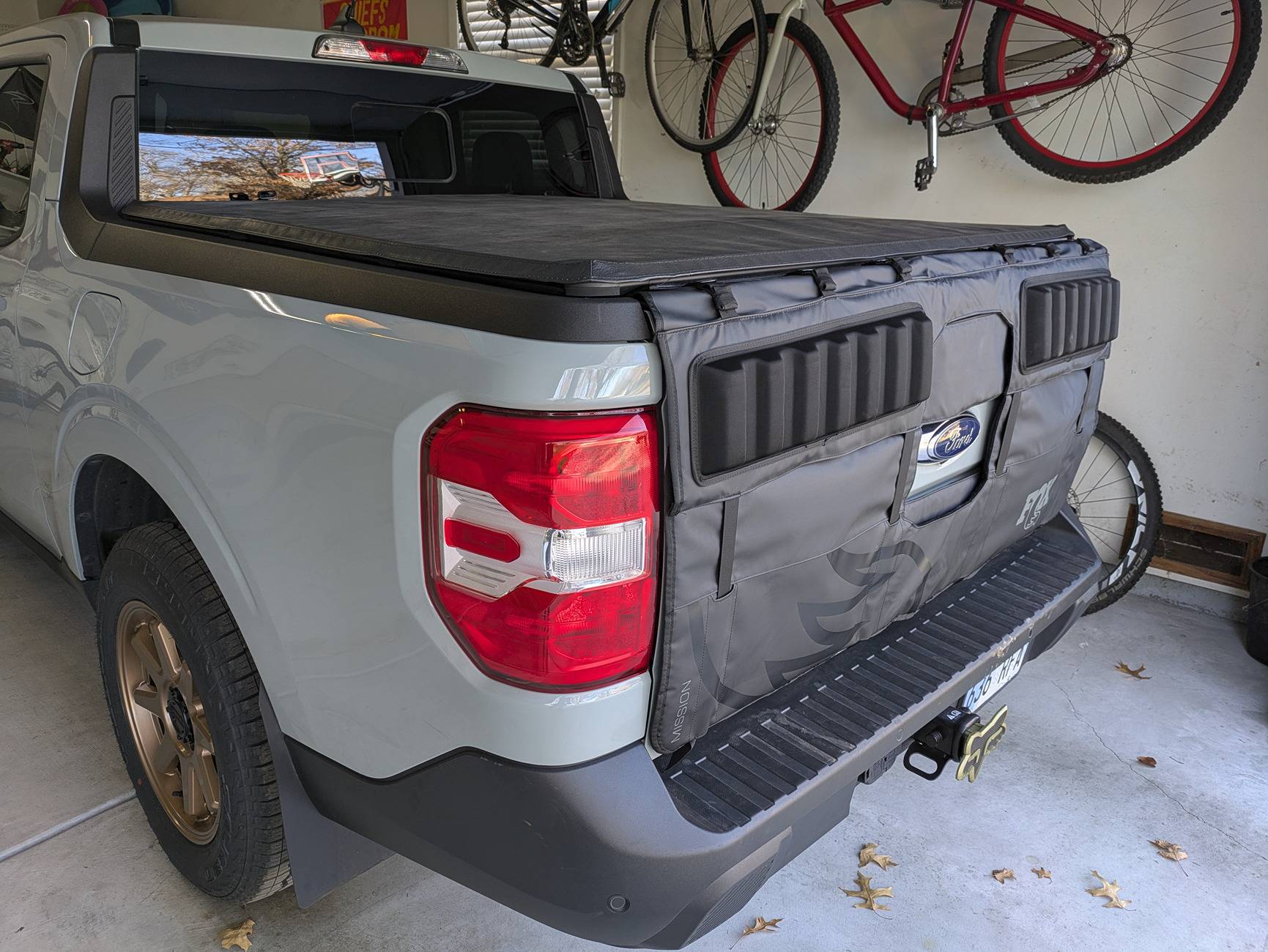Ford Maverick New Raceface / Fox tailgate pad fits the Maverick PXL_20250103_202819221