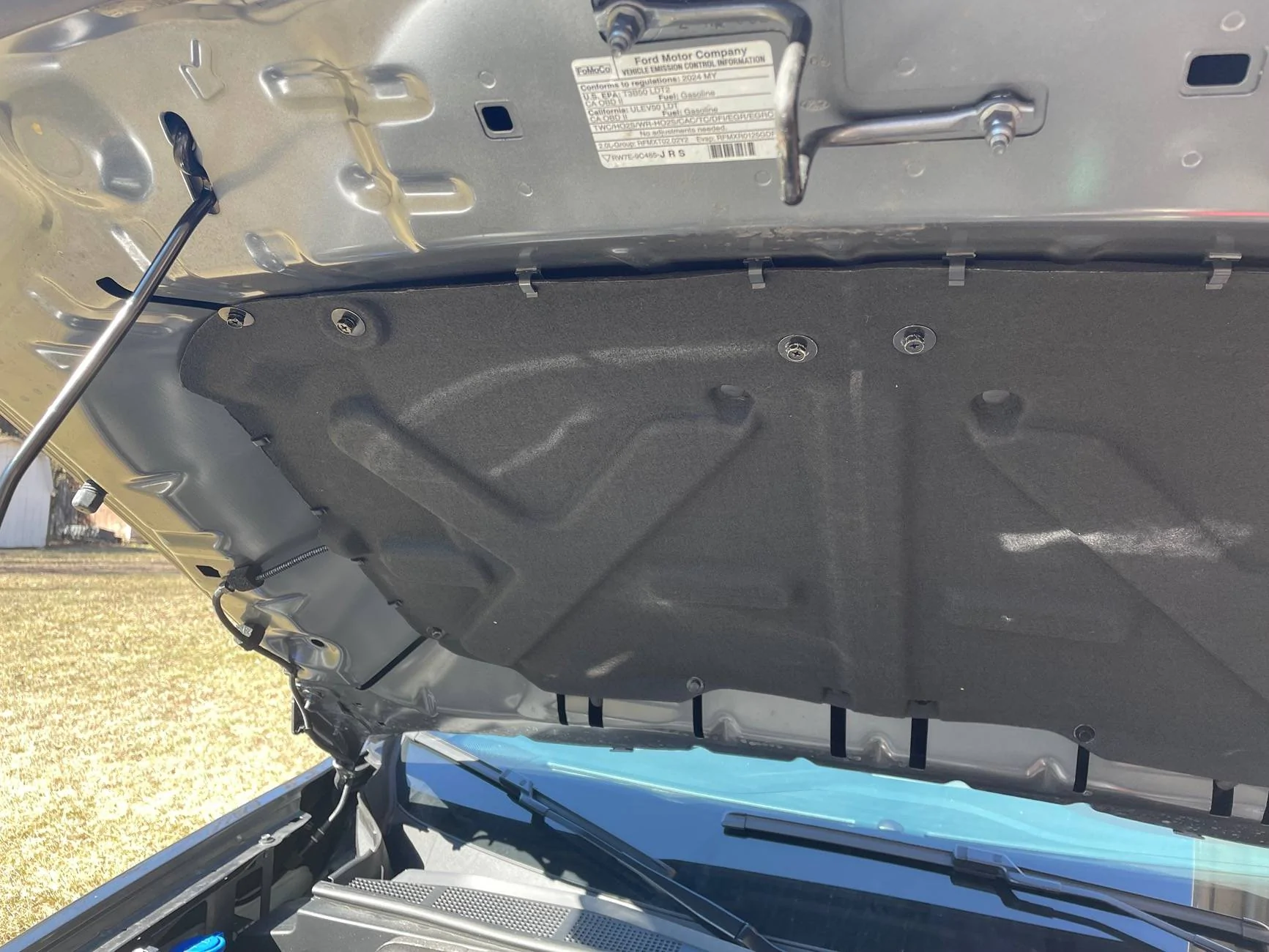 Ford Maverick Engine cover IMG_3477
