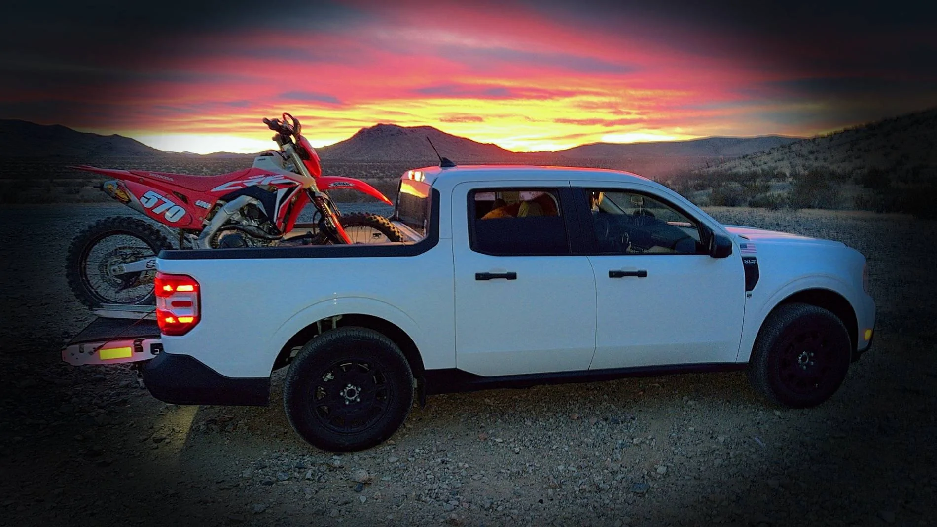 Ford Maverick Dirtbike hauler IMG_7017