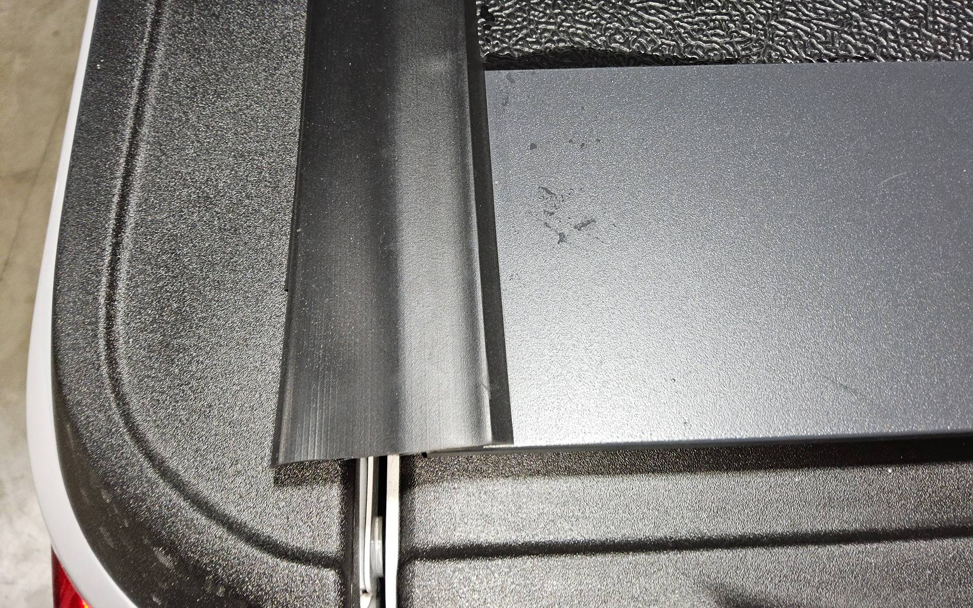 Ford Maverick Is this bed cover installed correctly? 17399193510217279675599397111033
