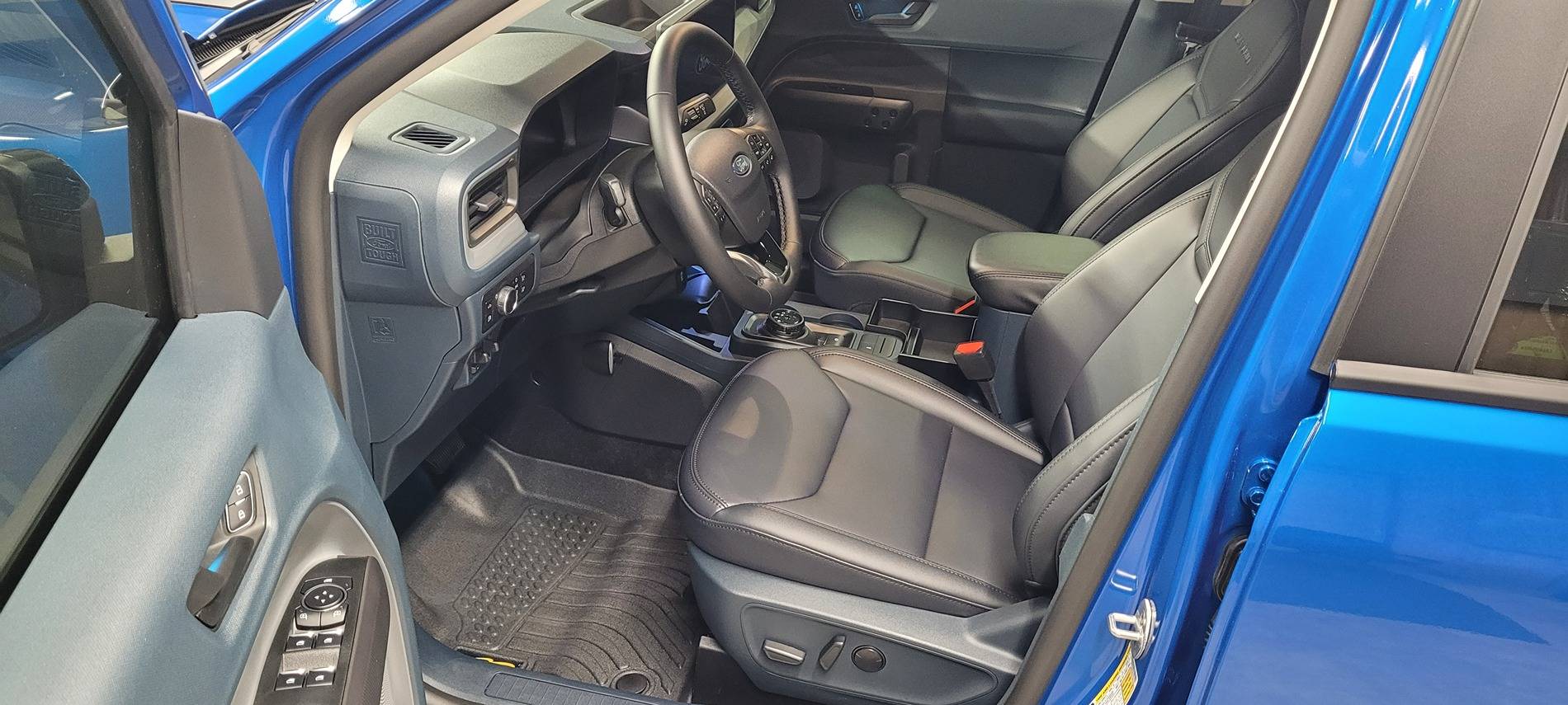 Ford Maverick 2025 Velocity Blue Hybrid Lariat 4k BAP 20250221_175516