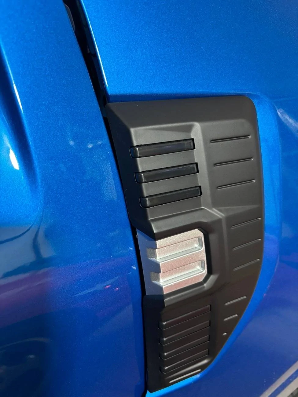 Ford Maverick MABETT - NEW SIDE MARKER LIGHTS REVIEW IMG_5514