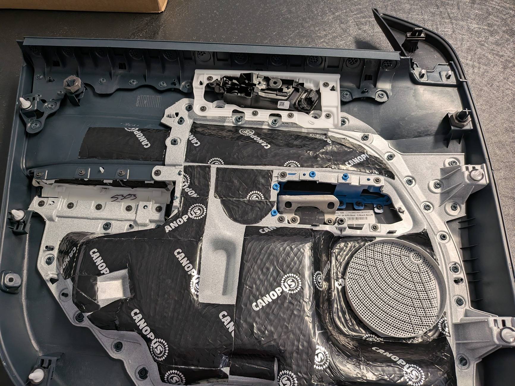 Ford Maverick 2025 XLT Speaker Swap - KICKER Front Door & Rear Pillar Upgrade PXL_20250223_185100642