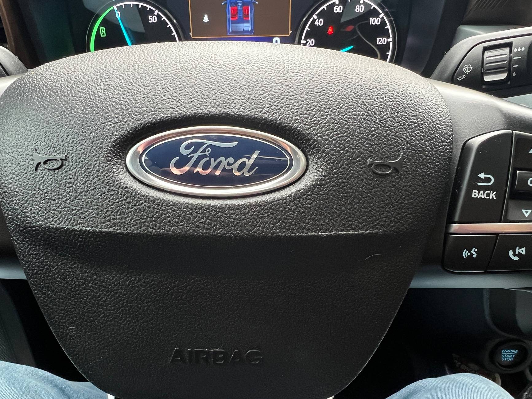 Ford Maverick Defective steering airbag cover IMG_1491