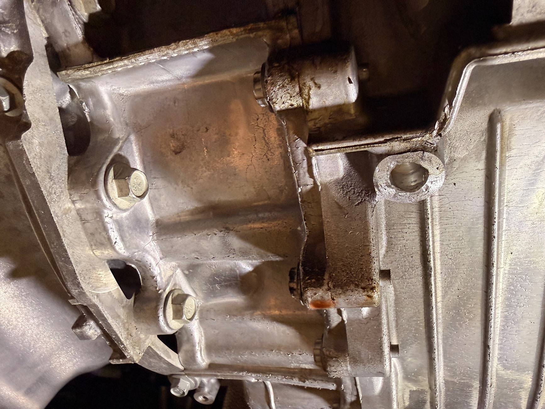 Ford Maverick 2024 Maverick Small Transmission leak Hybrid IMG_0856