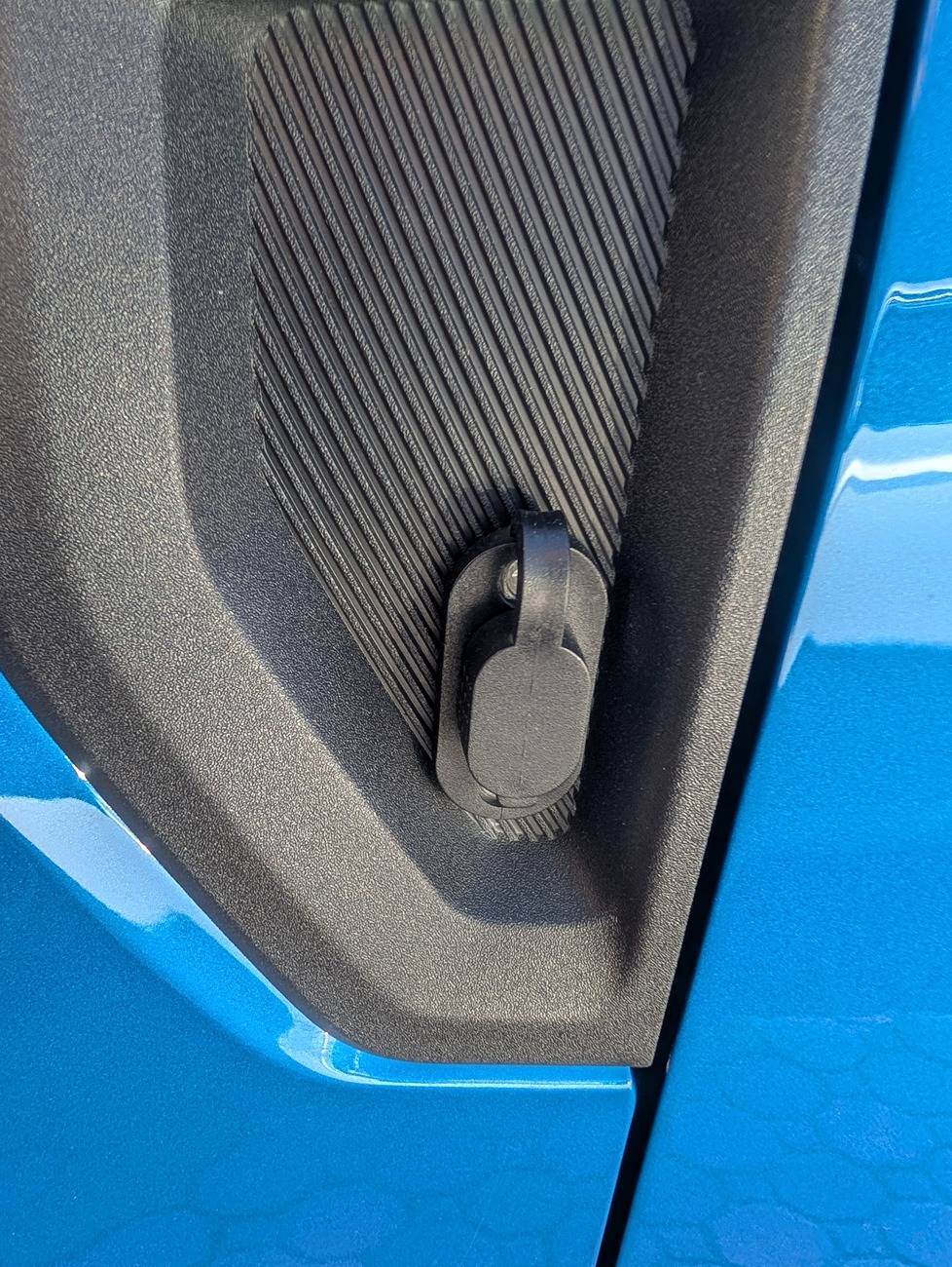 Ford Maverick Deep Sleep temporary fix using trickle charger PXL_20250225_231533285