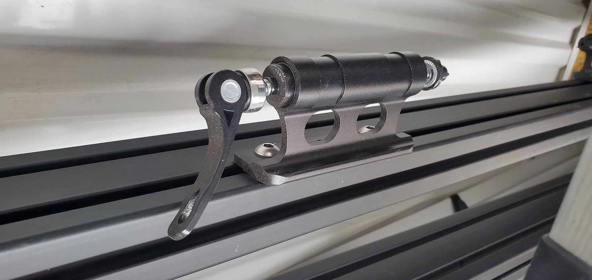 Ford Maverick Mountain Bike Rack 476954913_2046765162473185_3042459886412326929_n