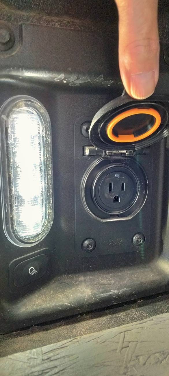 Ford Maverick 2025 Maverick XLT - how to add 120v outlet IMG20250312114253