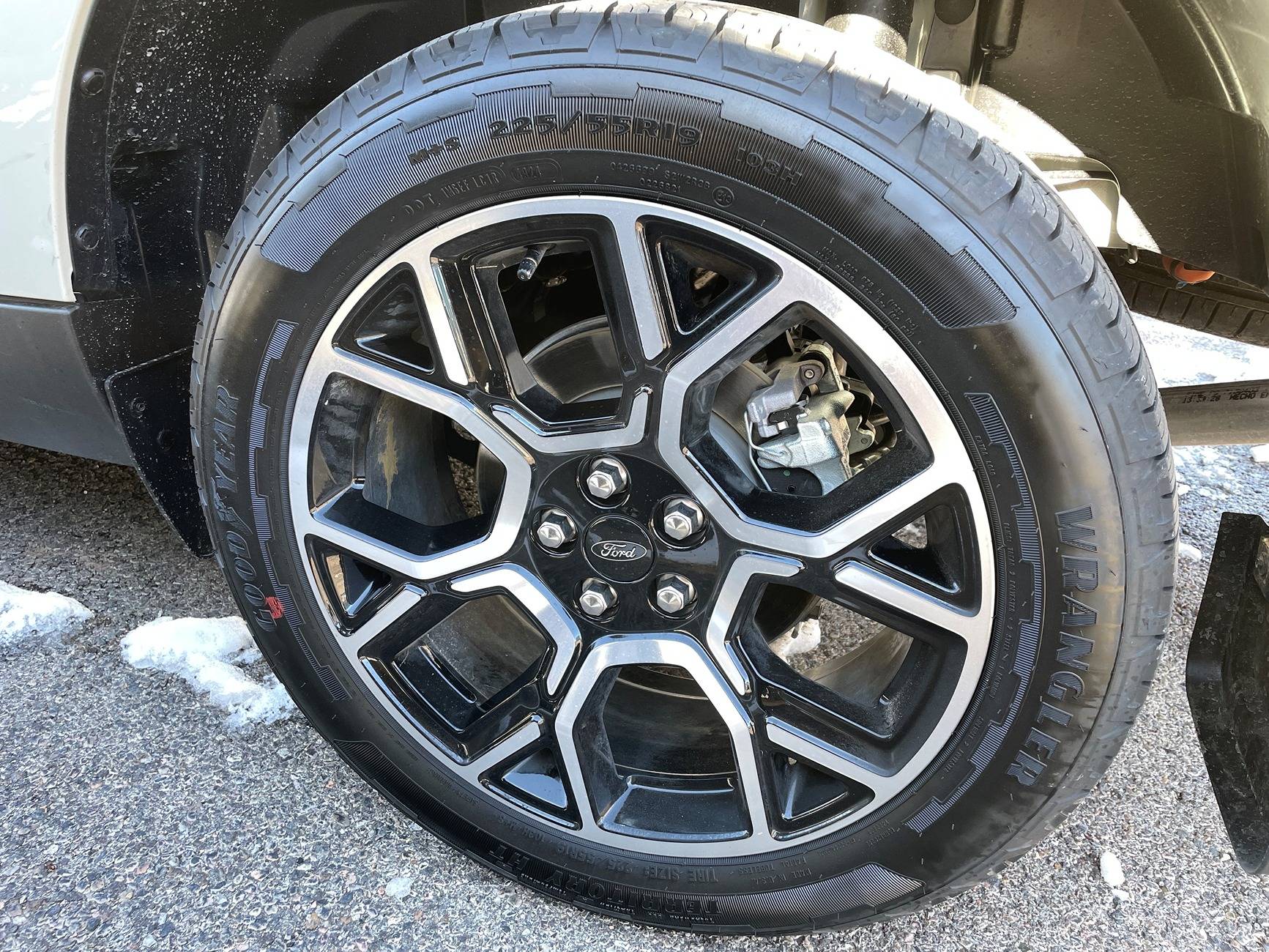 Ford Maverick FS/Trade: 2025 Lariat Wheel Set  (Rims, Tires, TPS, Lug Nuts) < 500 miles, $1150 / Best Offer LAriate Wheel