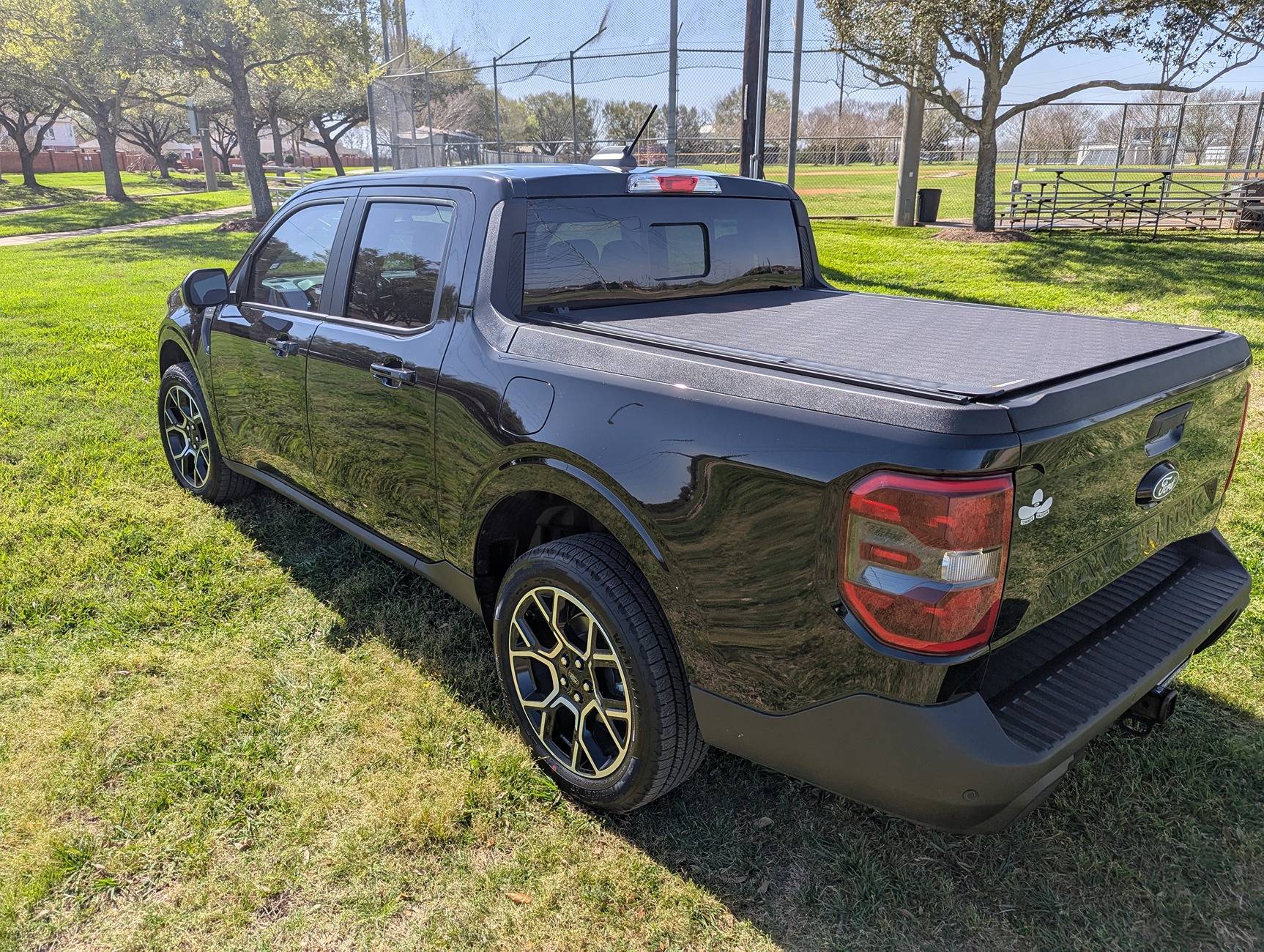 Ford Maverick 2025 Lariat Hybrid "Shadow" 1000002469