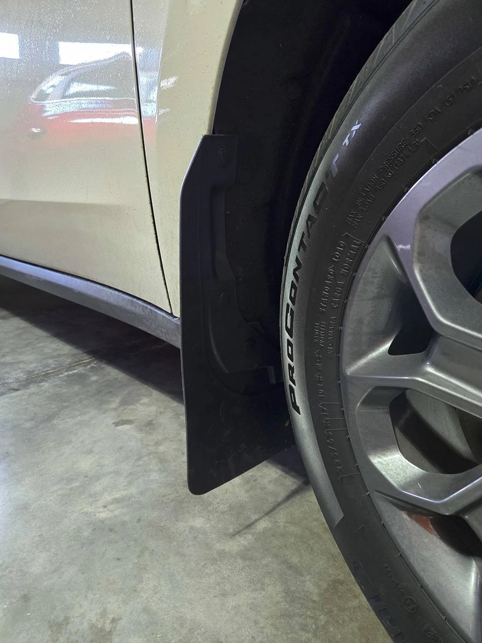 Ford Maverick Mudflaps flaps2