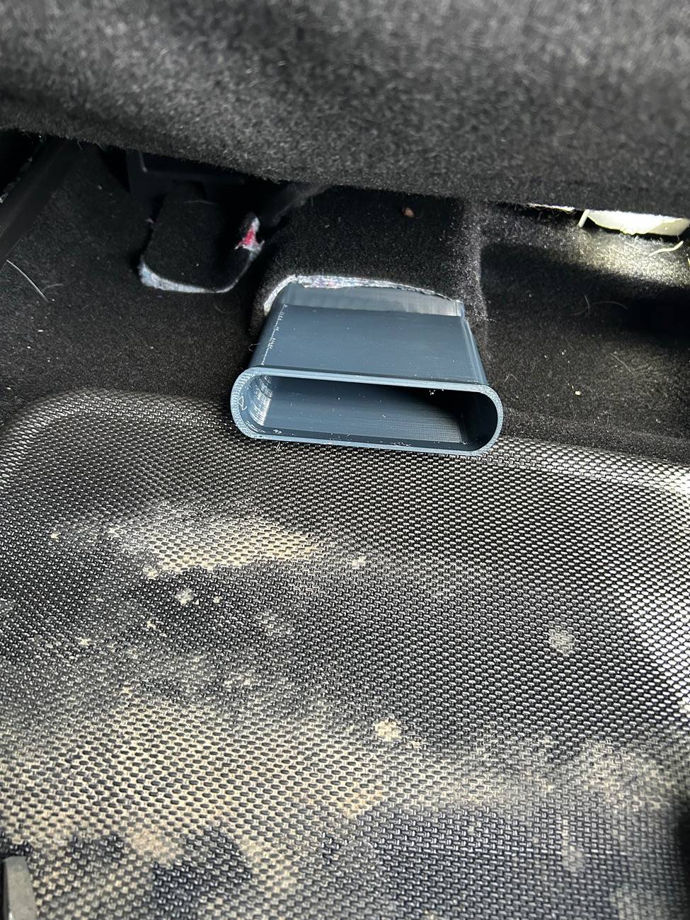 Ford Maverick Under Seat Vent Extenders IMG_1582