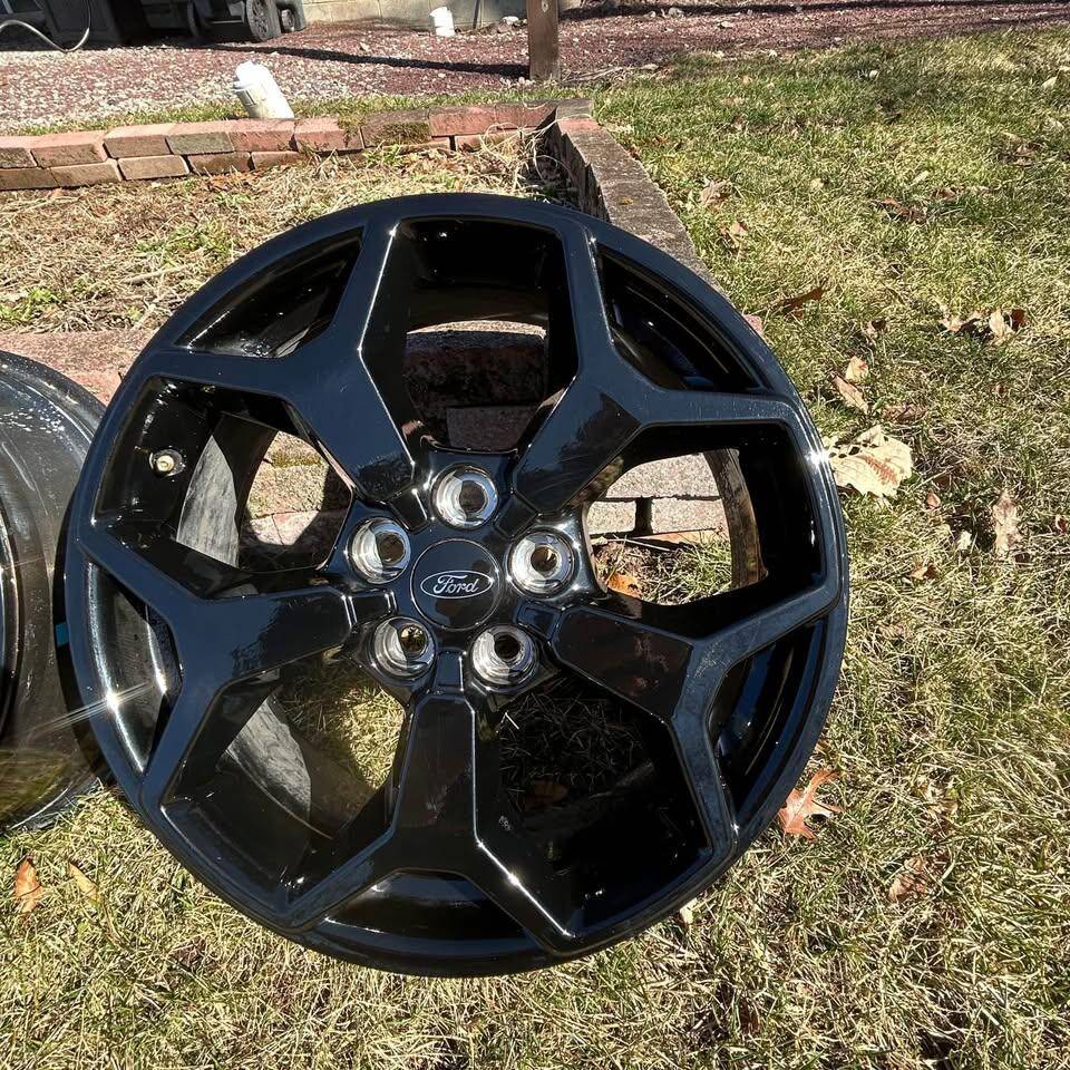 Ford Maverick 2022 OEM FX4 WHEELS FOR SALE — $400 1743090779336-3z