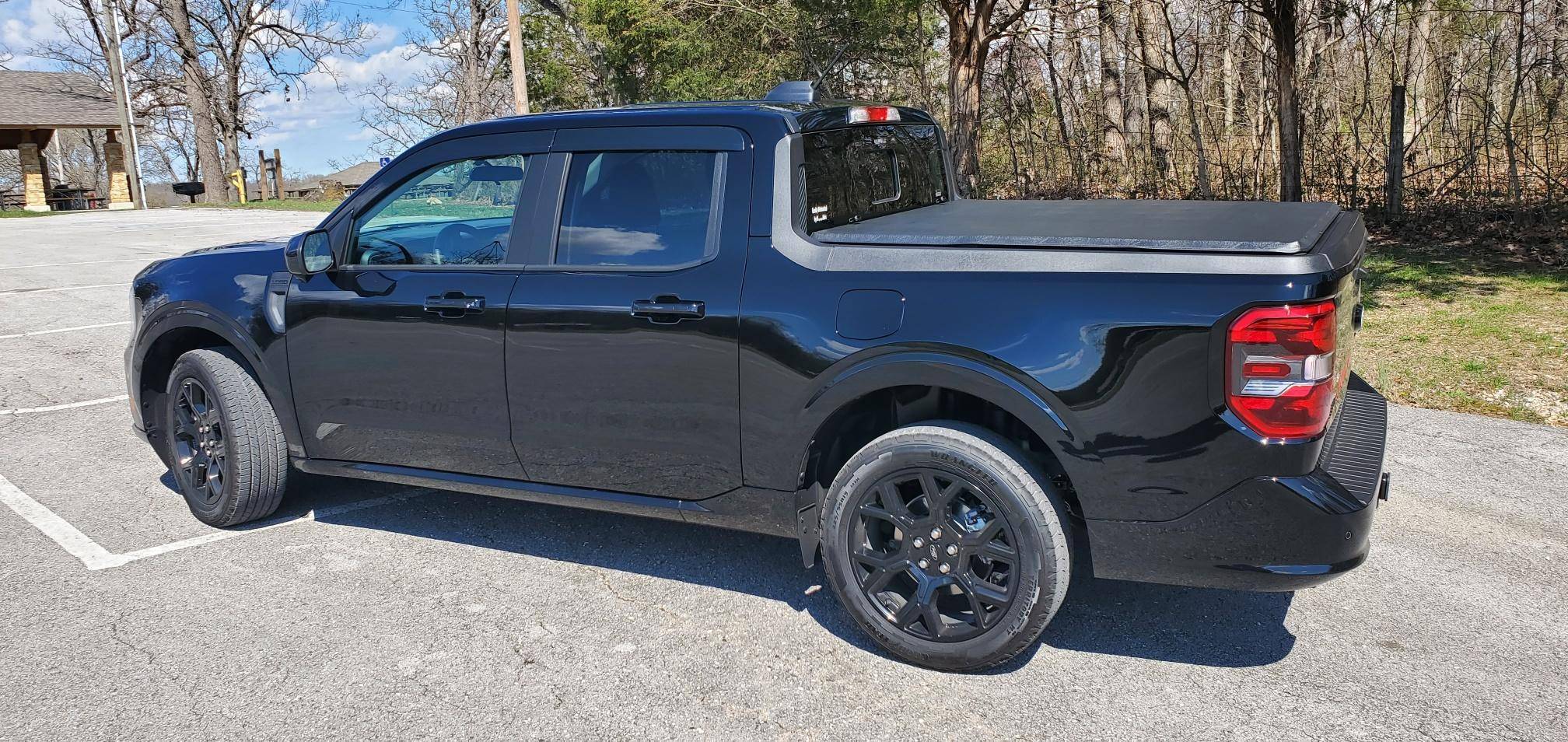 Ford Maverick Loving my new Shadow Black Lobo Mav6
