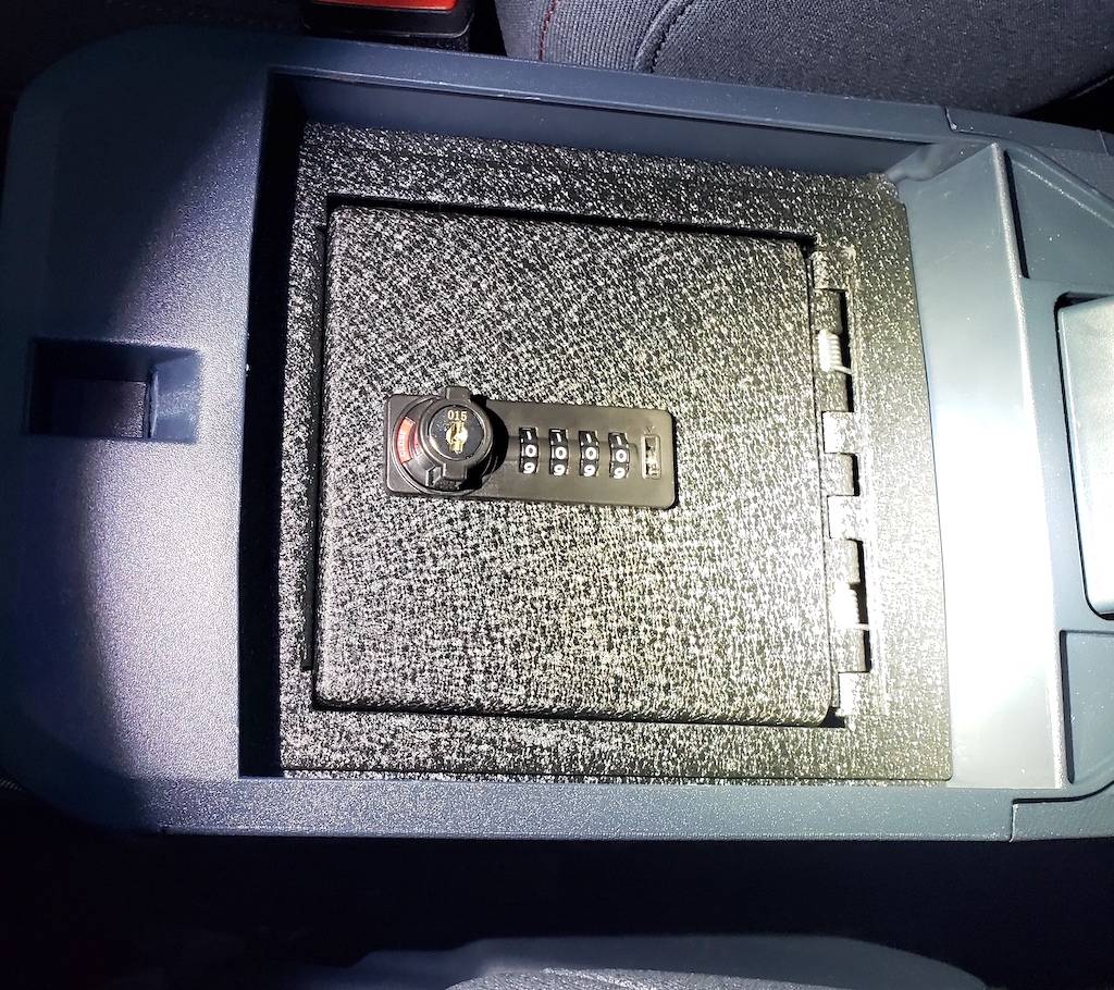 Ford Maverick Anyone use the Muslogy Center Console Vault? 20250328_190216
