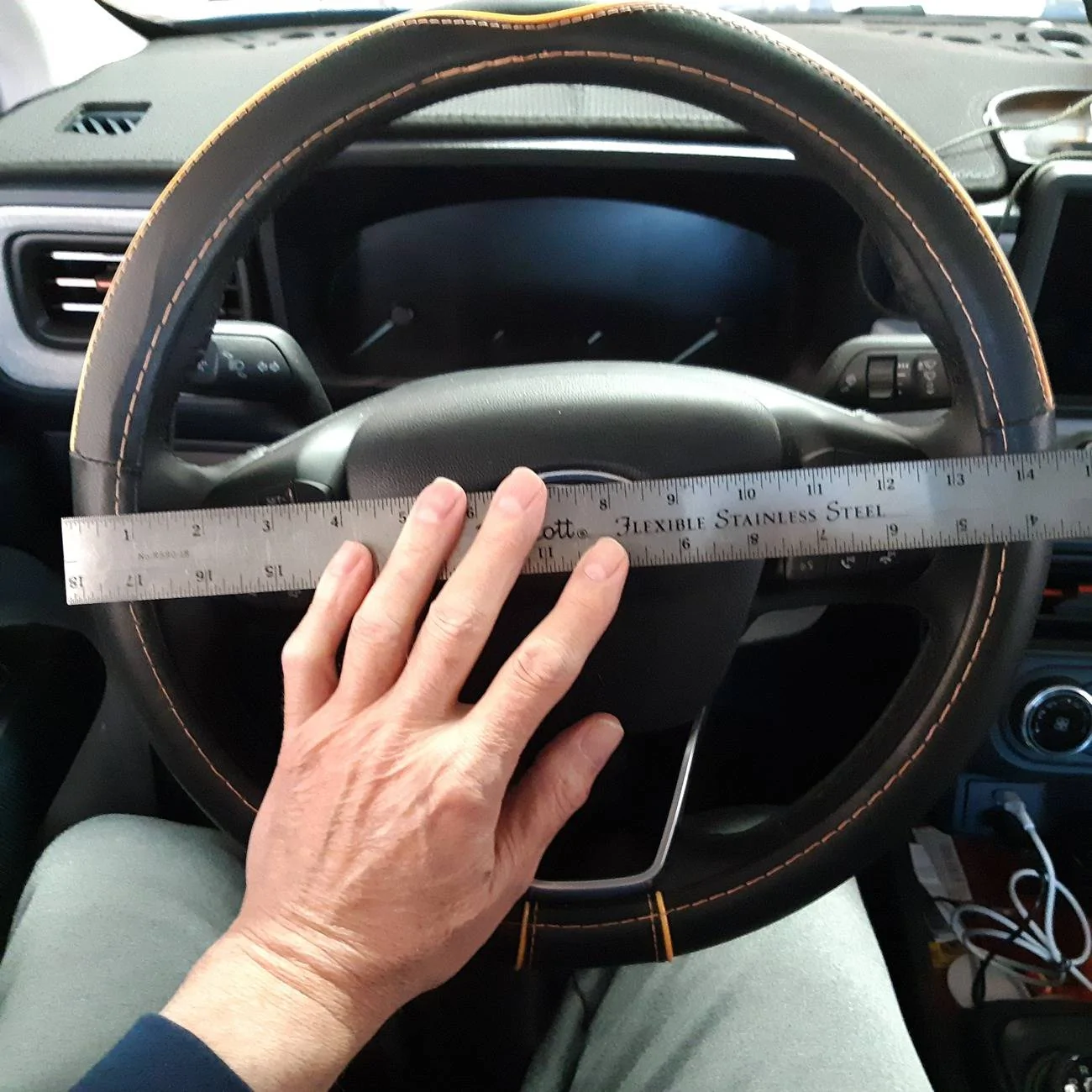 Ford Maverick Steering wheel cover size 20250329_103352