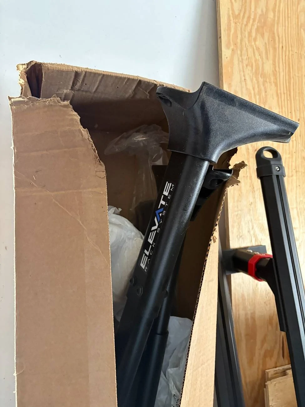 Ford Maverick RealTruck Elevate Rack NIB - $125 IMG_0221