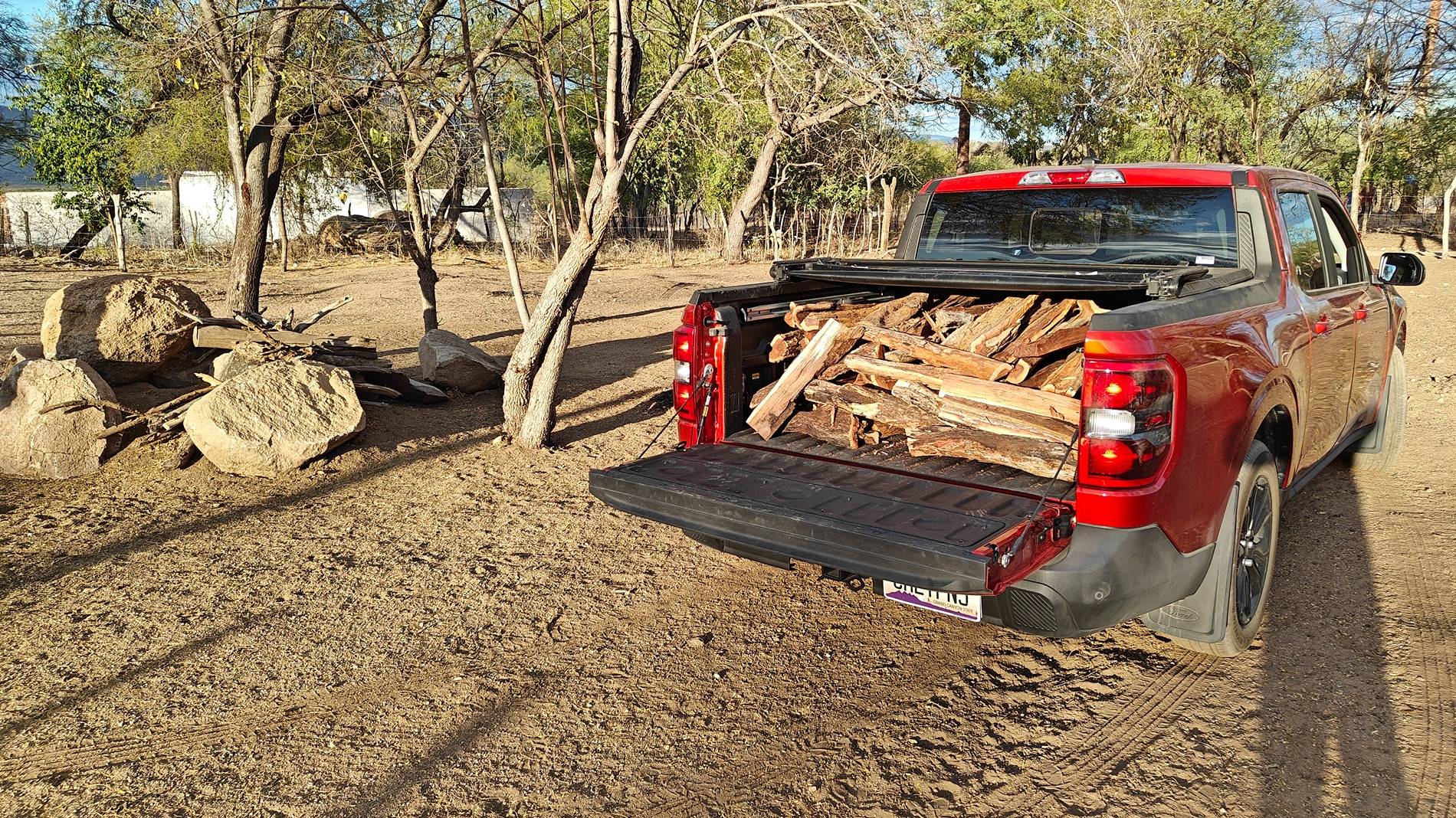 Ford Maverick Maverick as a firewood truck?! IMG20240320173749