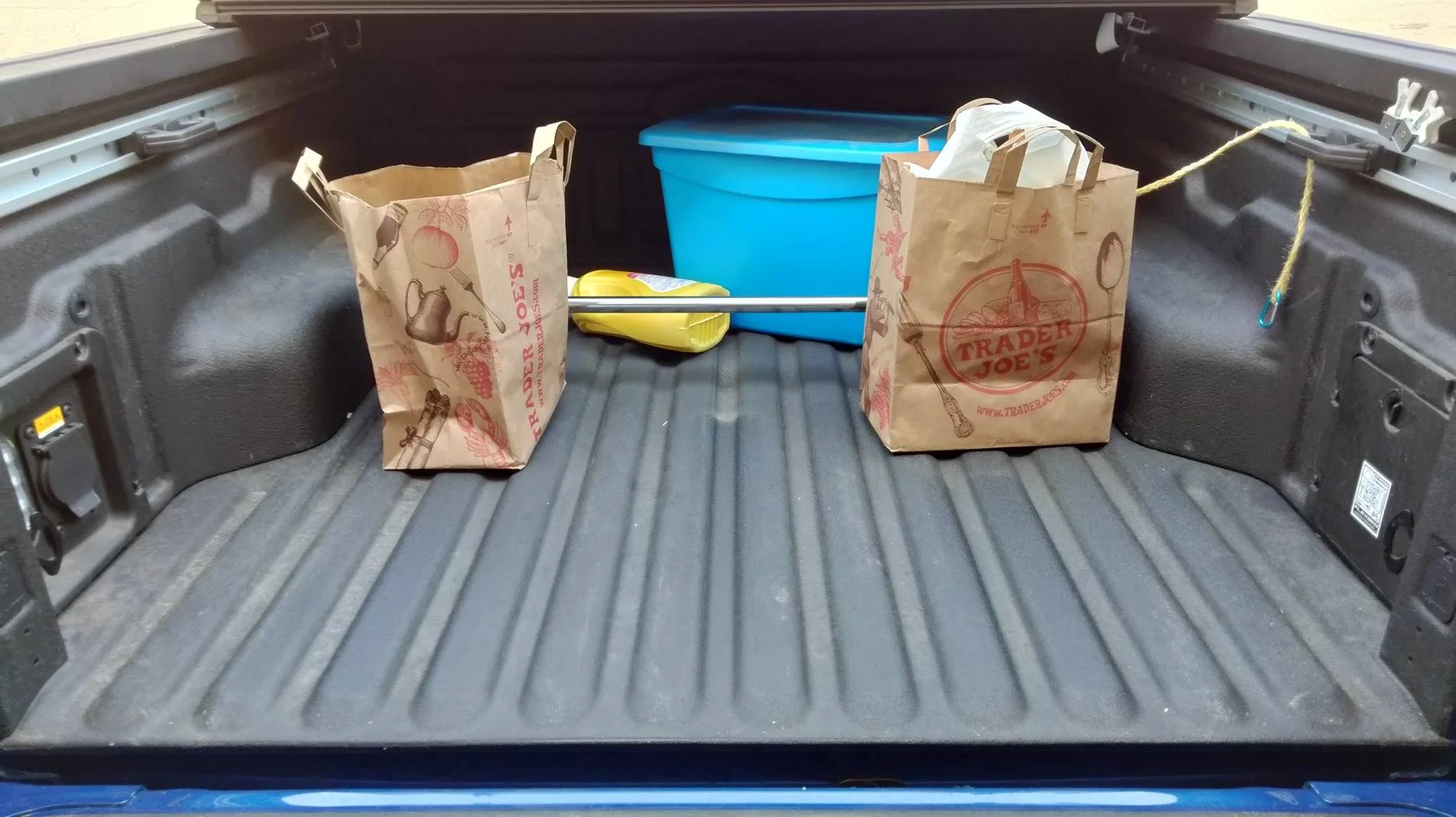 Ford Maverick Keeping storage items from sliding forward in the bed IMG20240909121324
