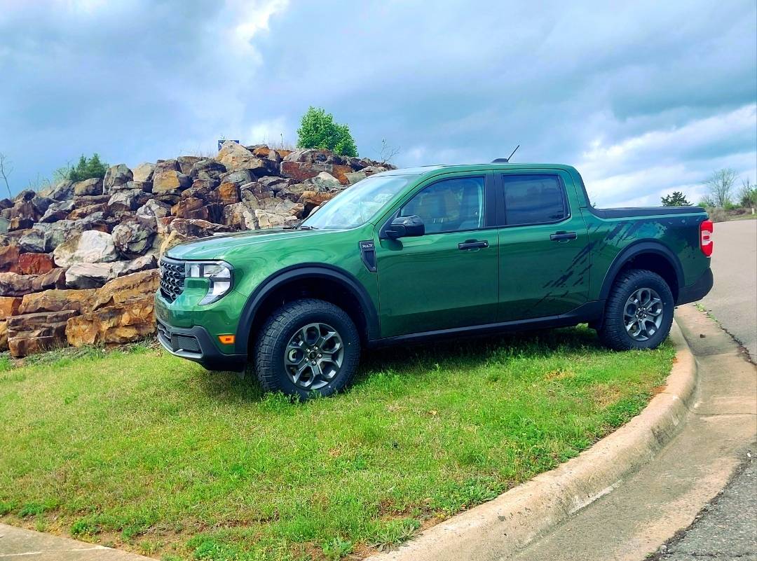 Ford Maverick ERUPTION GREEN Maverick Photos Thread Screenshot_20250331_191953_Gallery
