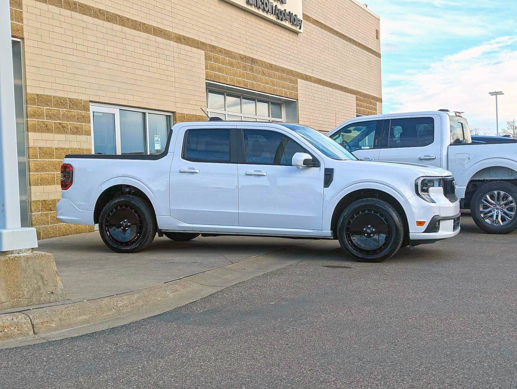 Ford Maverick You showed me yours, I'll show you mine... White Lobo Maverick PXL_20250325_225230252