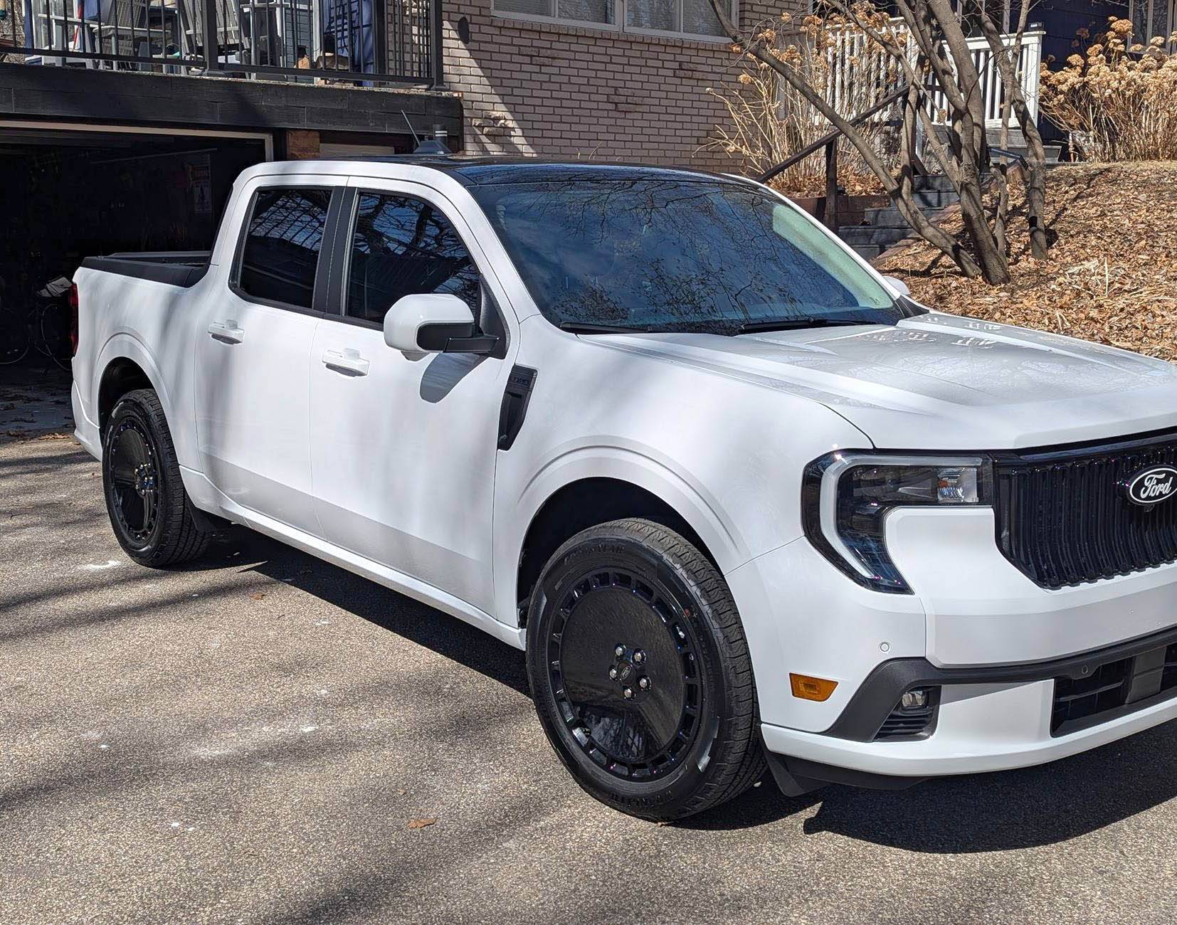 Ford Maverick You showed me yours, I'll show you mine... White Lobo Maverick PXL_20250326_173402076