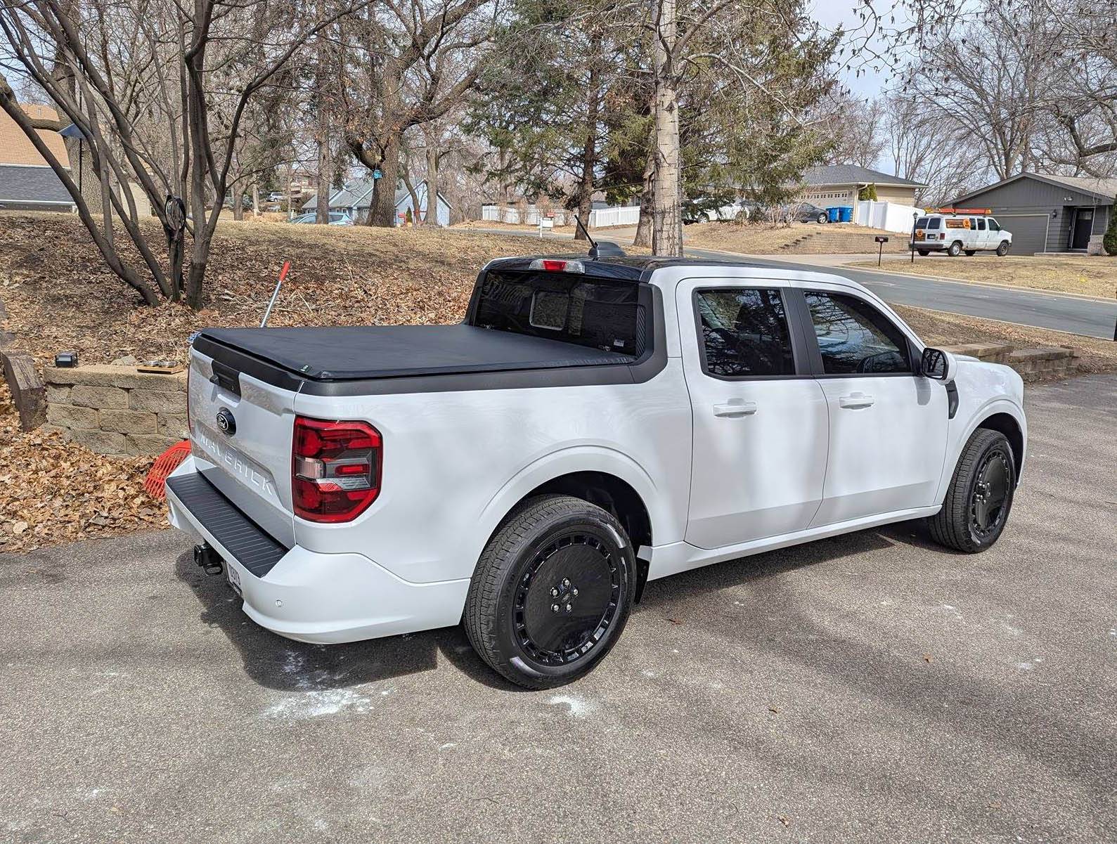 Ford Maverick You showed me yours, I'll show you mine... White Lobo Maverick PXL_20250326_191423849